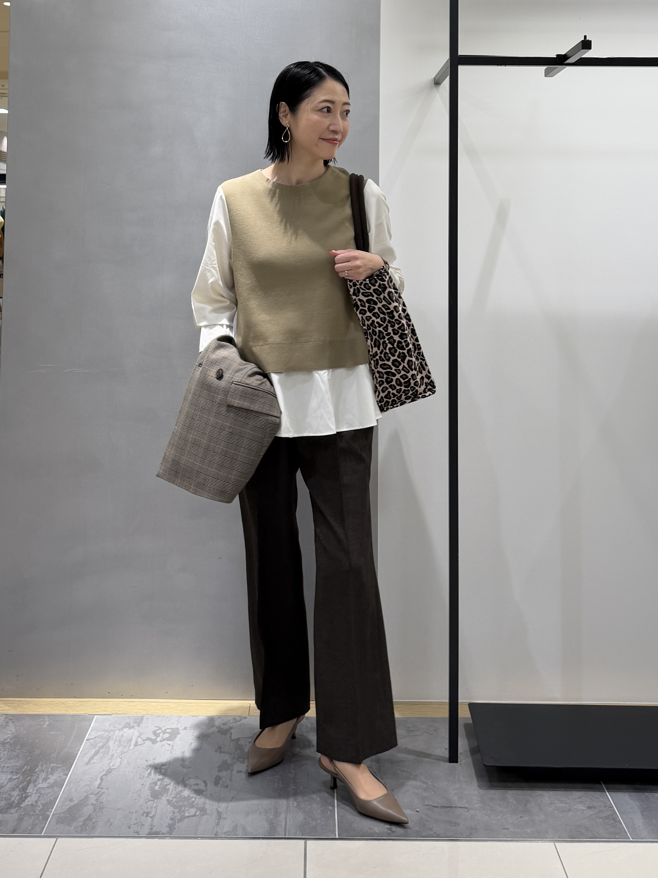 shihoさんの「INDIVI｜【洗える／1枚でコーデ完成】重ね着風ニットトップス」を使ったコーディネート
