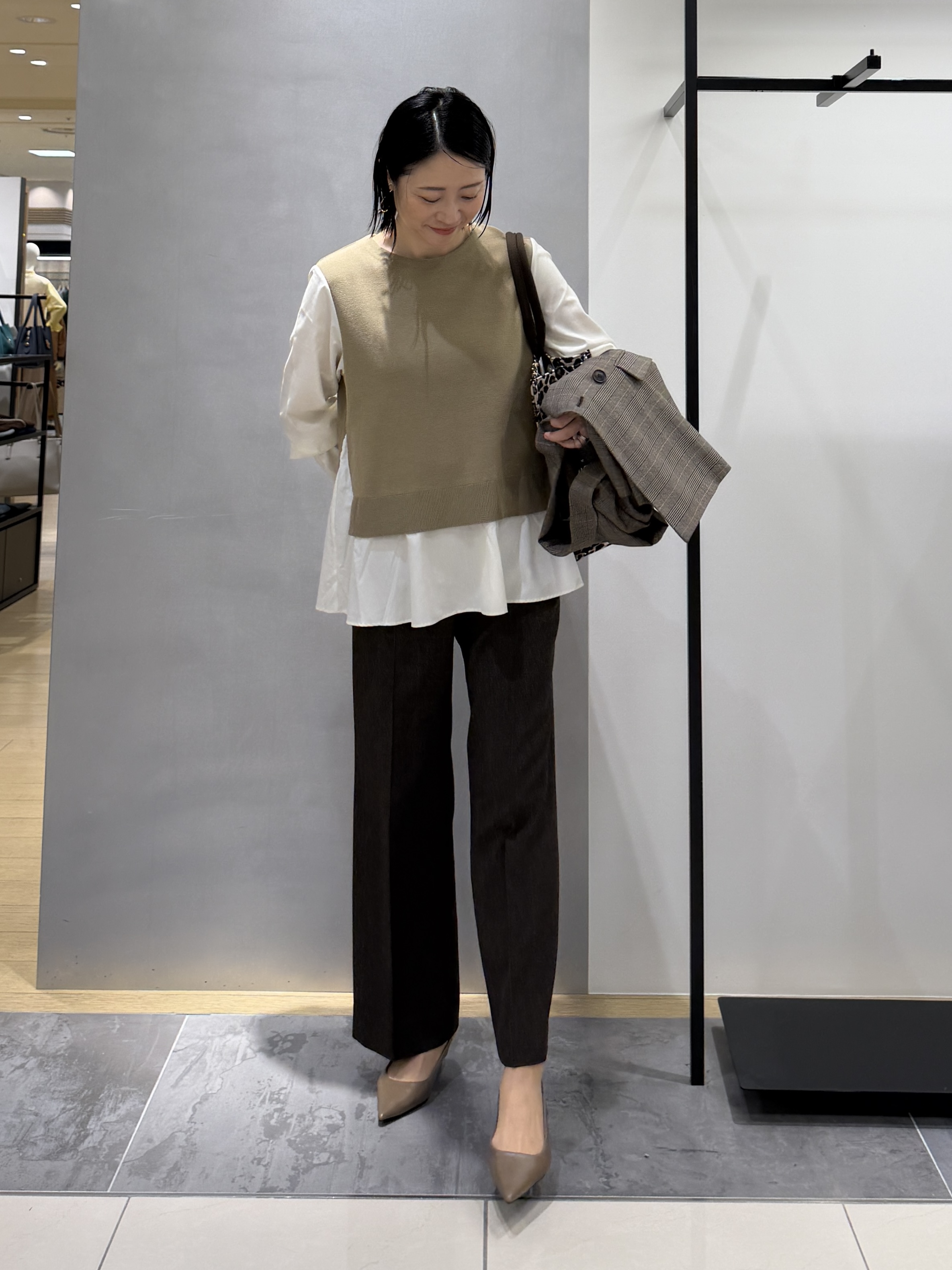 shihoさんの「INDIVI｜【洗える／1枚でコーデ完成】重ね着風ニットトップス」を使ったコーディネート