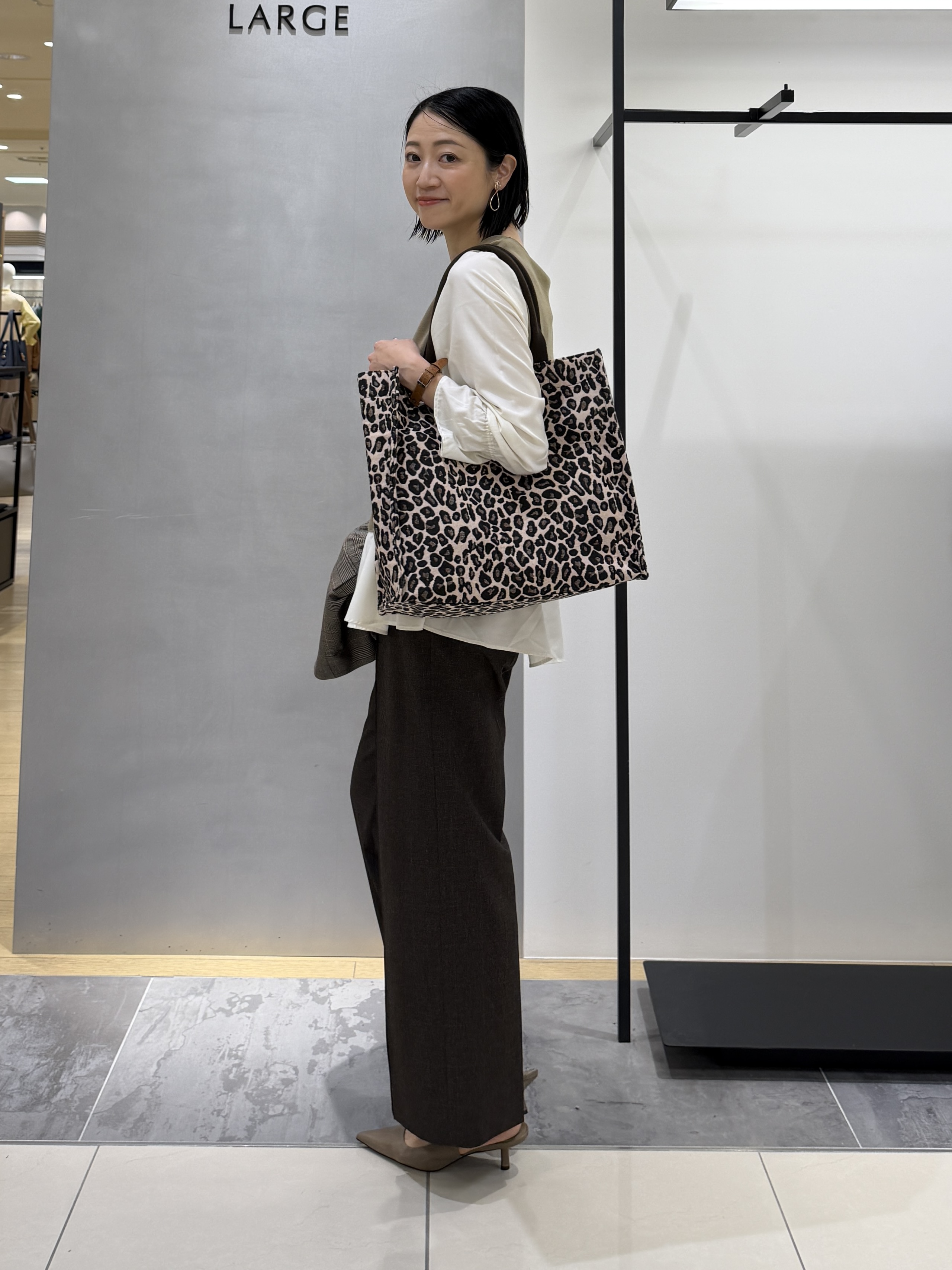 shihoさんの「INDIVI｜【洗える／1枚でコーデ完成】重ね着風ニットトップス」を使ったコーディネート
