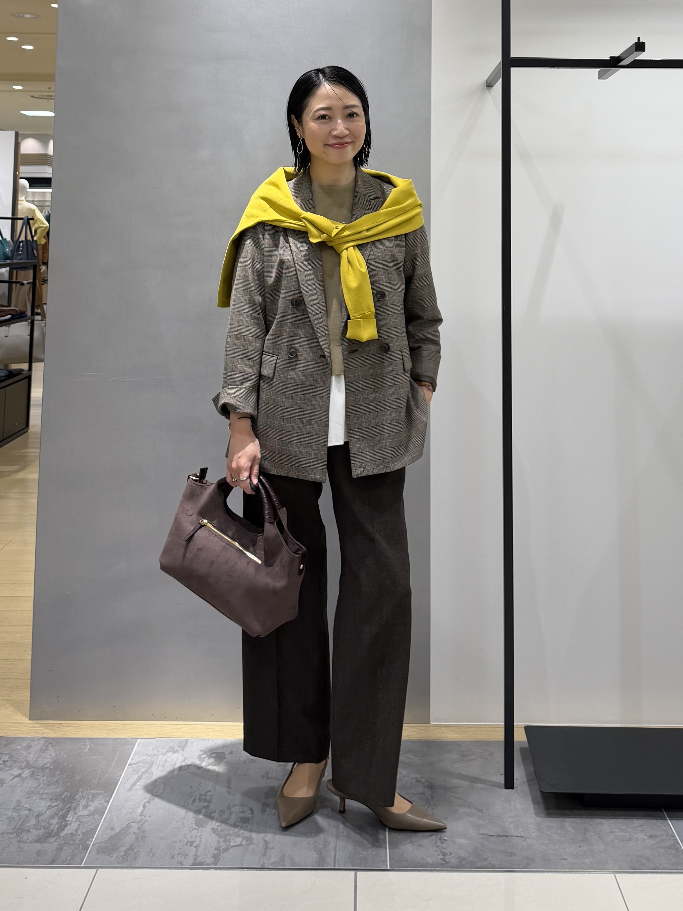 shihoさんの「INDIVI｜【洗濯機OK／ストレッチ◎】秋はじめのダブルジャケット」を使ったコーディネート