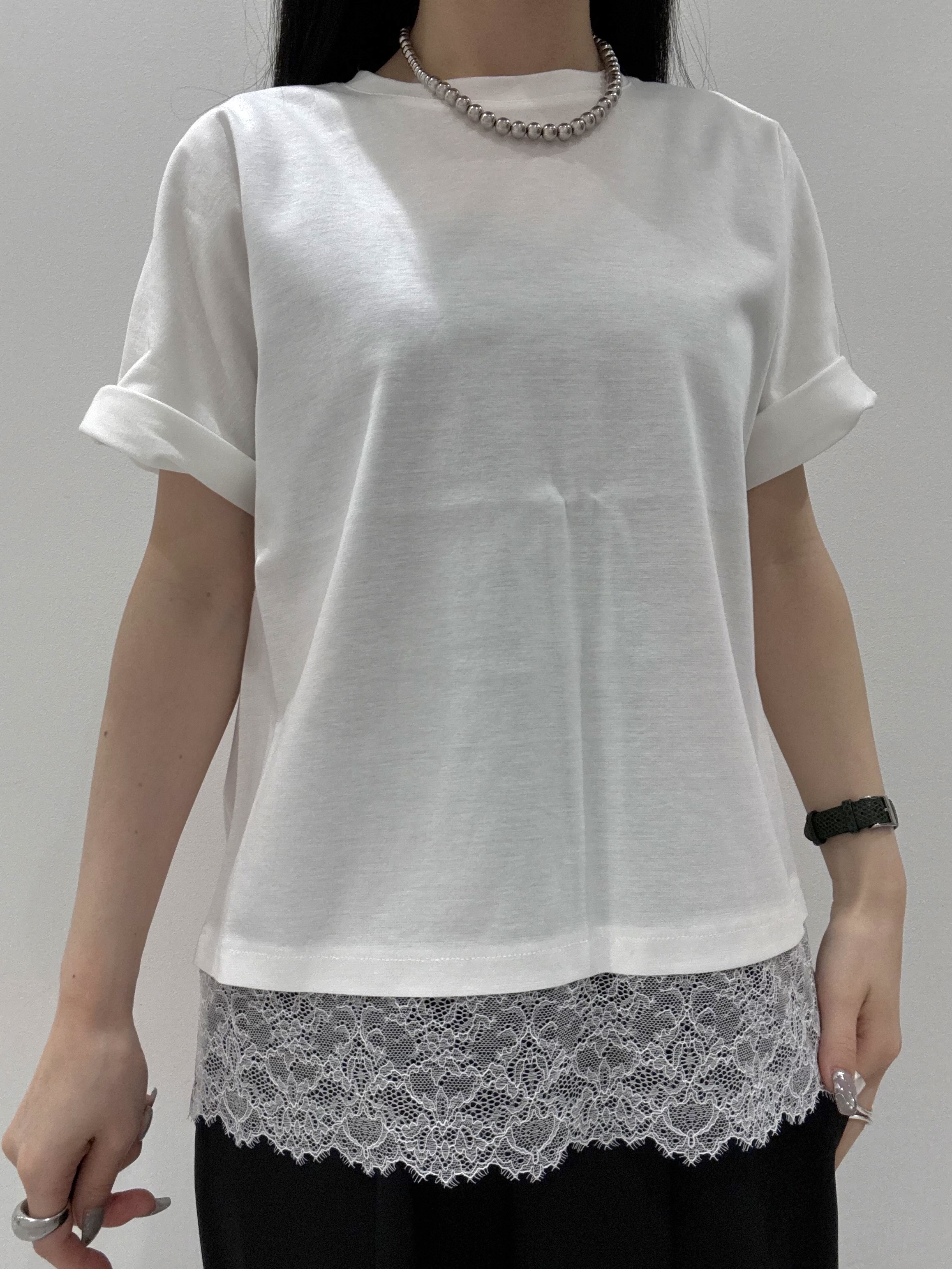 KEIKOさんの「INDIVI｜【汗ジミ防止／接触冷感】裾レースドルマンTシャツ」を使ったコーディネート
