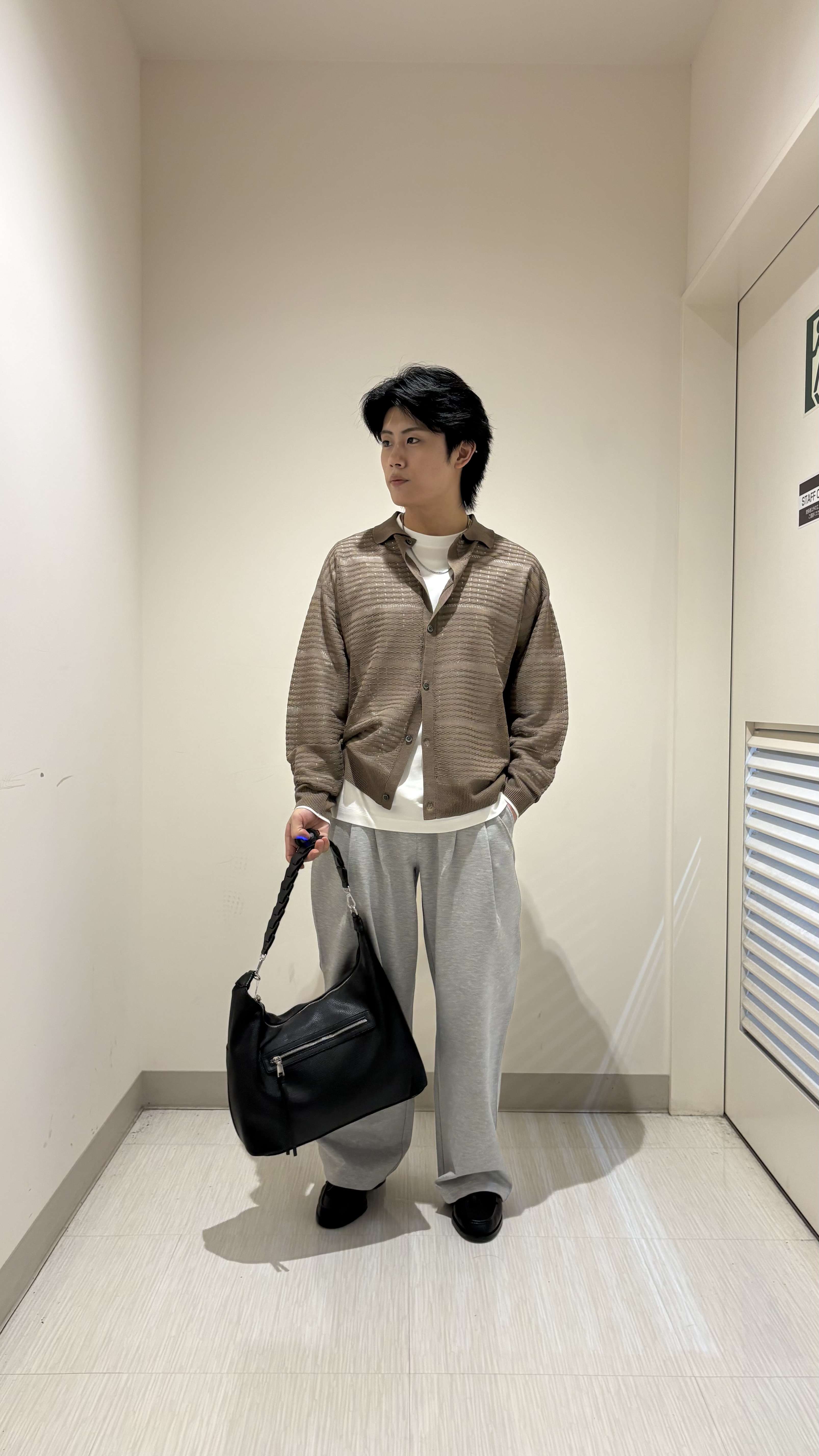 辻一樹さんの「tk.TAKEO KIKUCHI｜【接触冷感／吸水速乾】クールドライコットンTシャツ」を使ったコーディネート