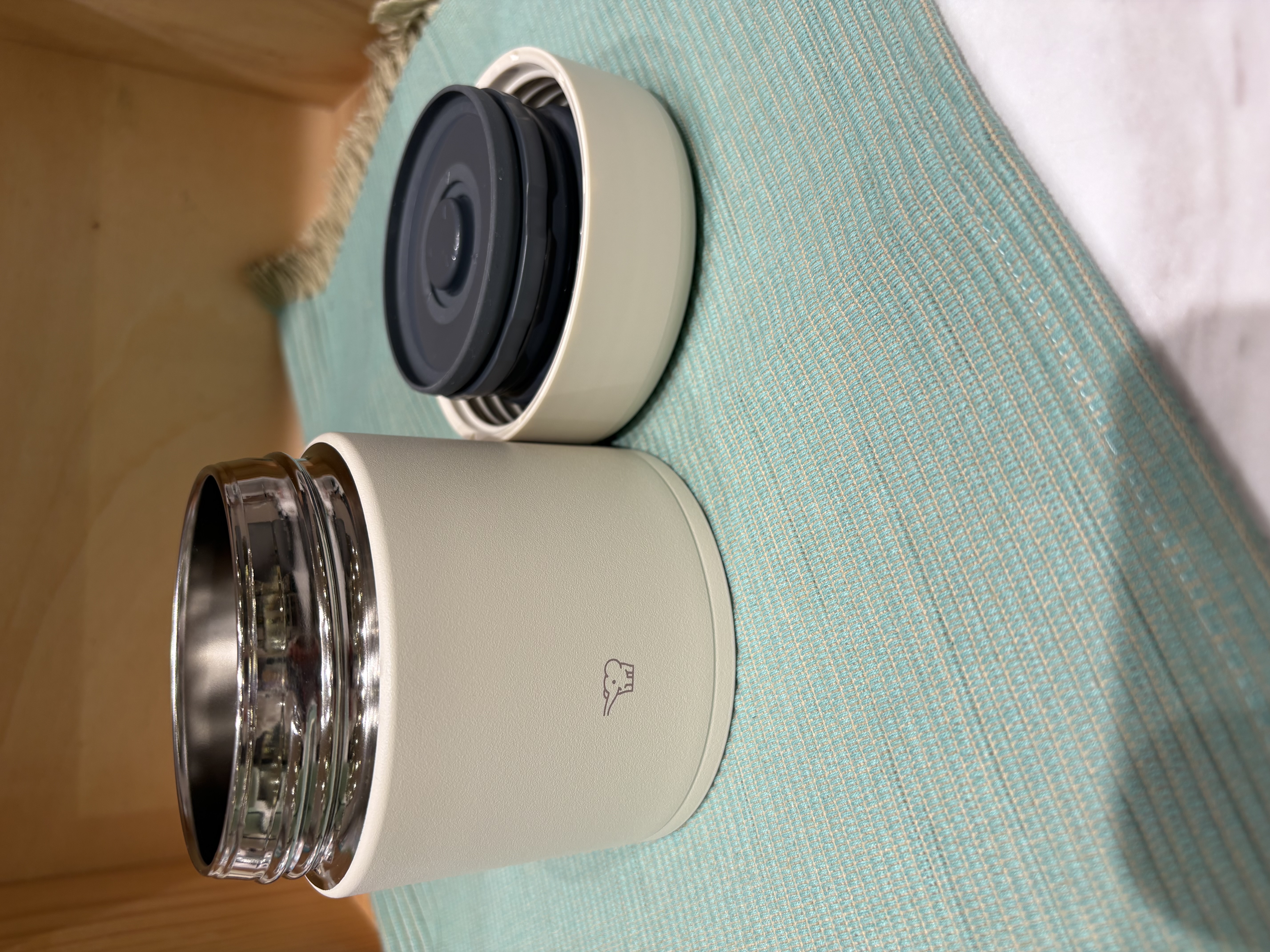 YUKOさんの「212 KITCHEN STORE｜シームレスせん ステンレススープジャー 300ml BE ＜ZOJIRUSHI  象印＞」を使ったコーディネート