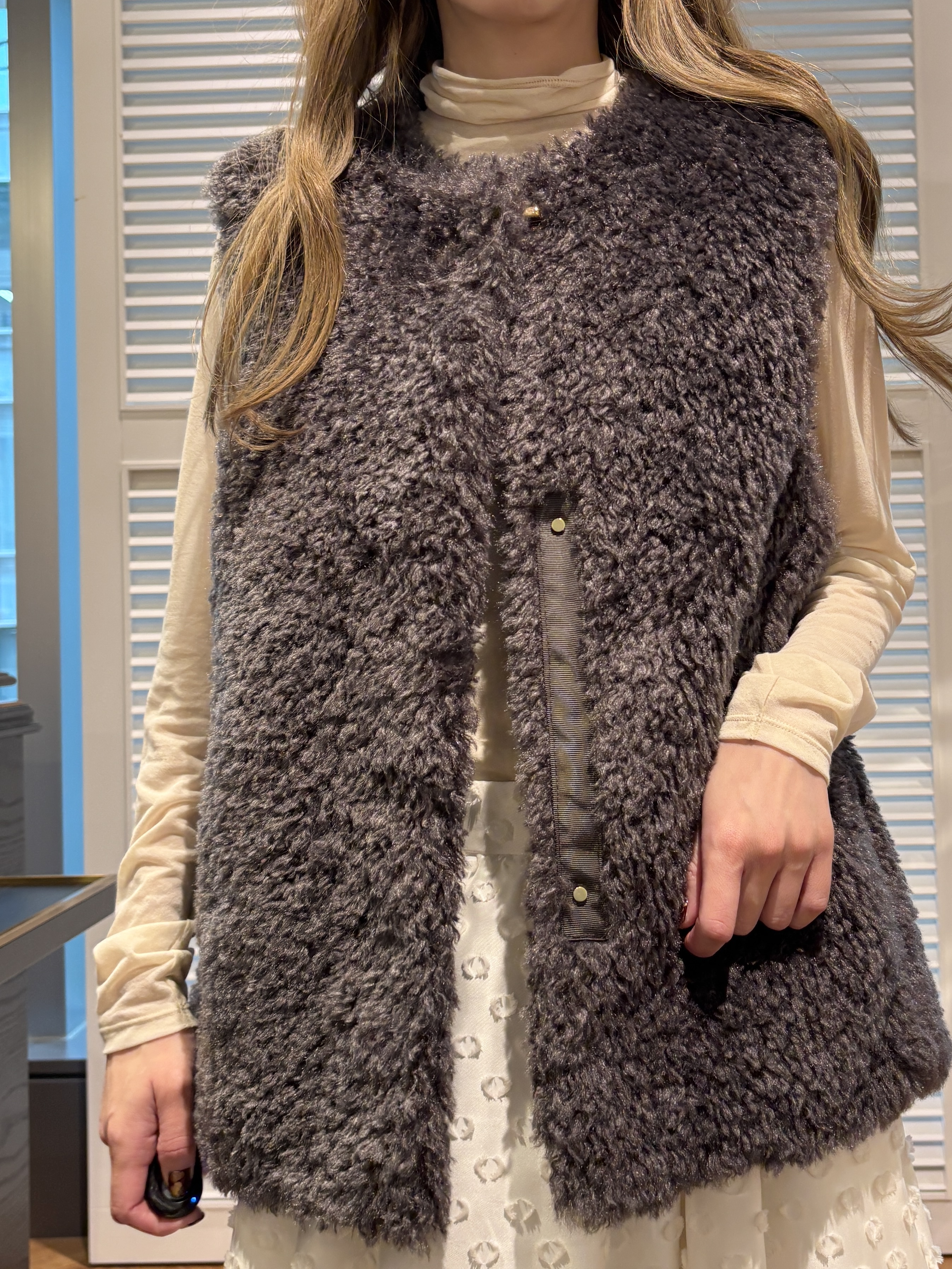 清水夏姫さんの「DRESSTERIOR｜カットジャガードボリュームスカート」を使ったコーディネート