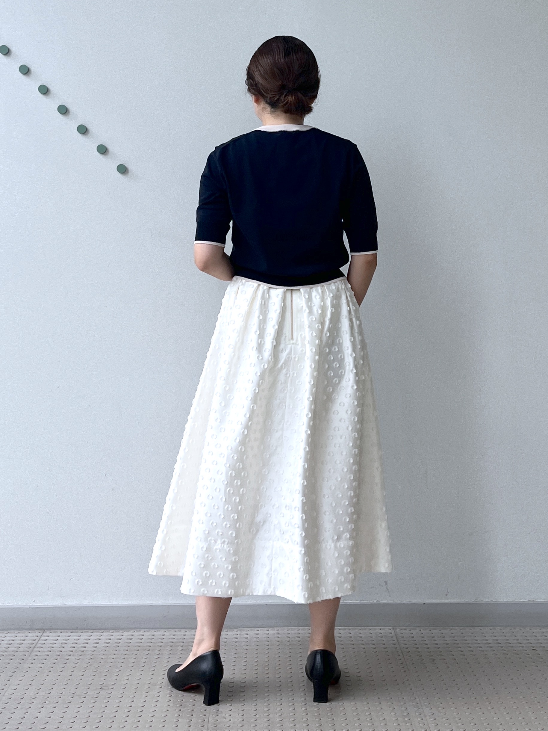 Soeさんの「DRESSTERIOR｜【UVカット／ウォッシャブル】クールタッチ ハーフスリーブカーデ」を使ったコーディネート