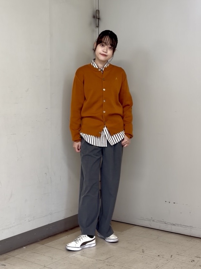 かわぴーさんの「TAKEO KIKUCHI｜【BOWLER HAT LABEL】日本製オルタネートストライプシャツ」を使ったコーディネート
