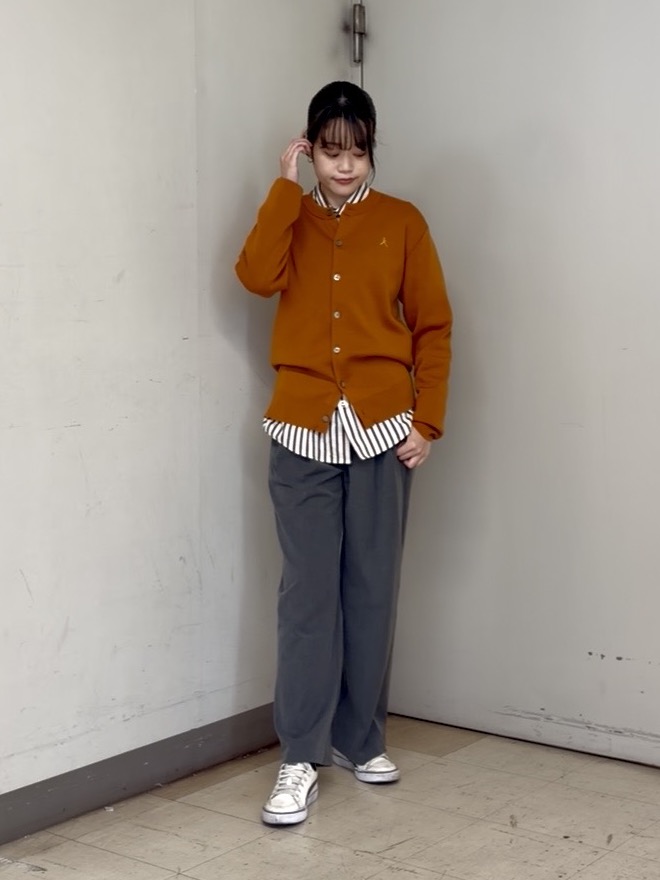 かわぴーさんの「TAKEO KIKUCHI｜【BOWLER HAT LABEL】日本製オルタネートストライプシャツ」を使ったコーディネート