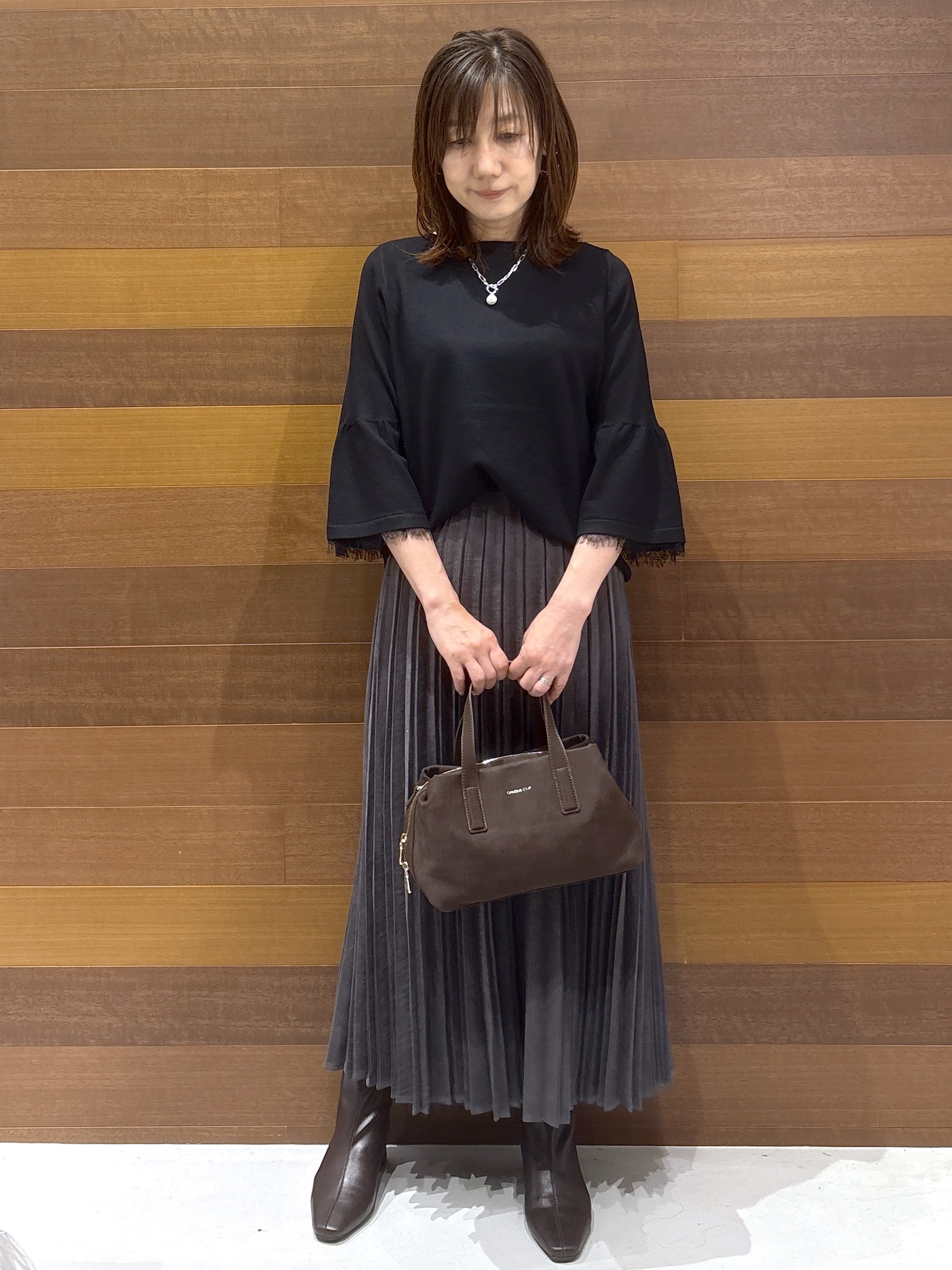 juunさんの「OPAQUE.CLIP｜【UVケア】フレアスリーブニット／袖口レースアソート《洗濯機OK／遮熱性》」を使ったコーディネート
