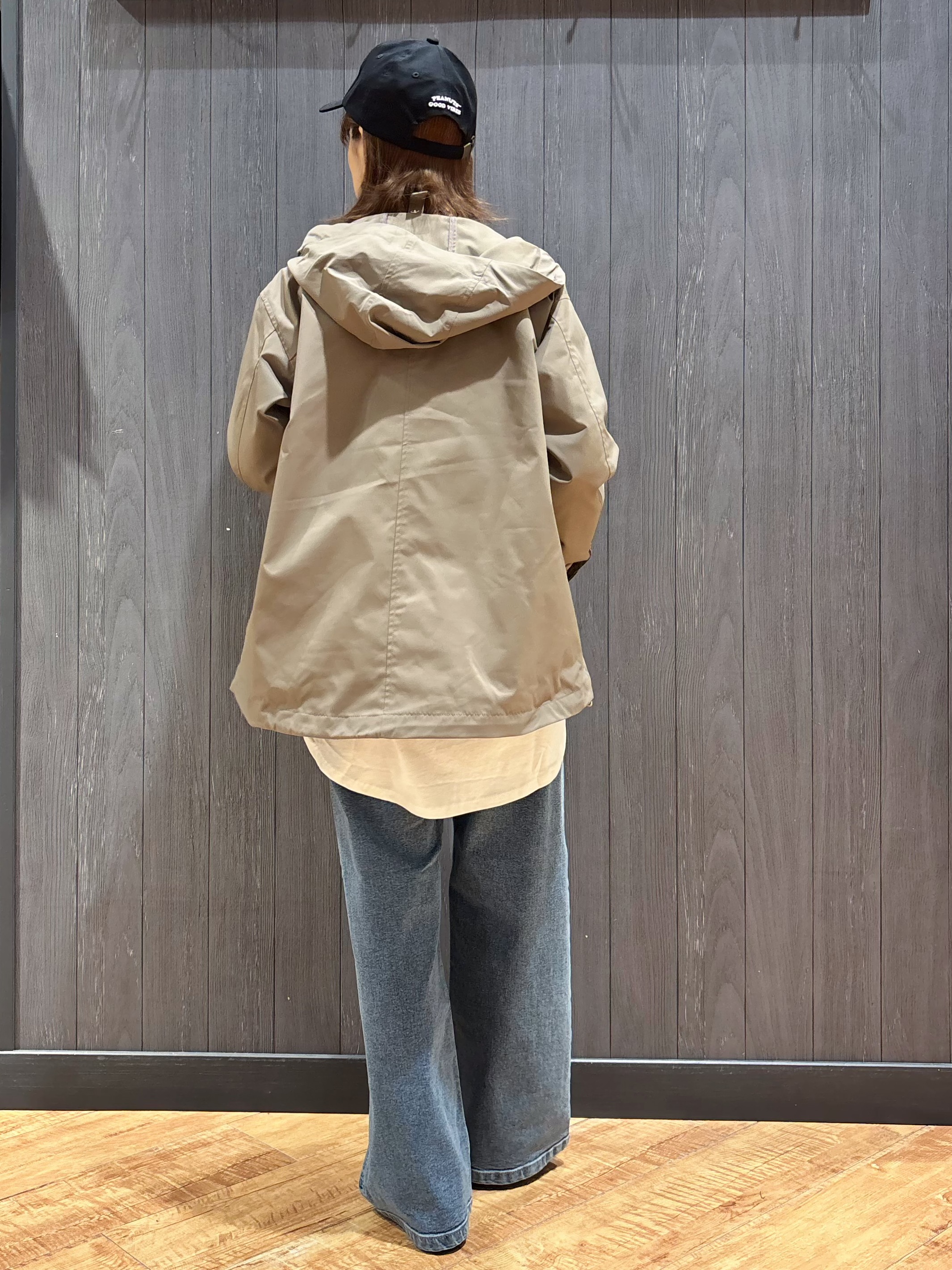 meiさんの「SHOO･LA･RUE｜【洗濯機可/撥水/マルチWAY】ファーライナー付き 毎日の欲張りマンパ」を使ったコーディネート