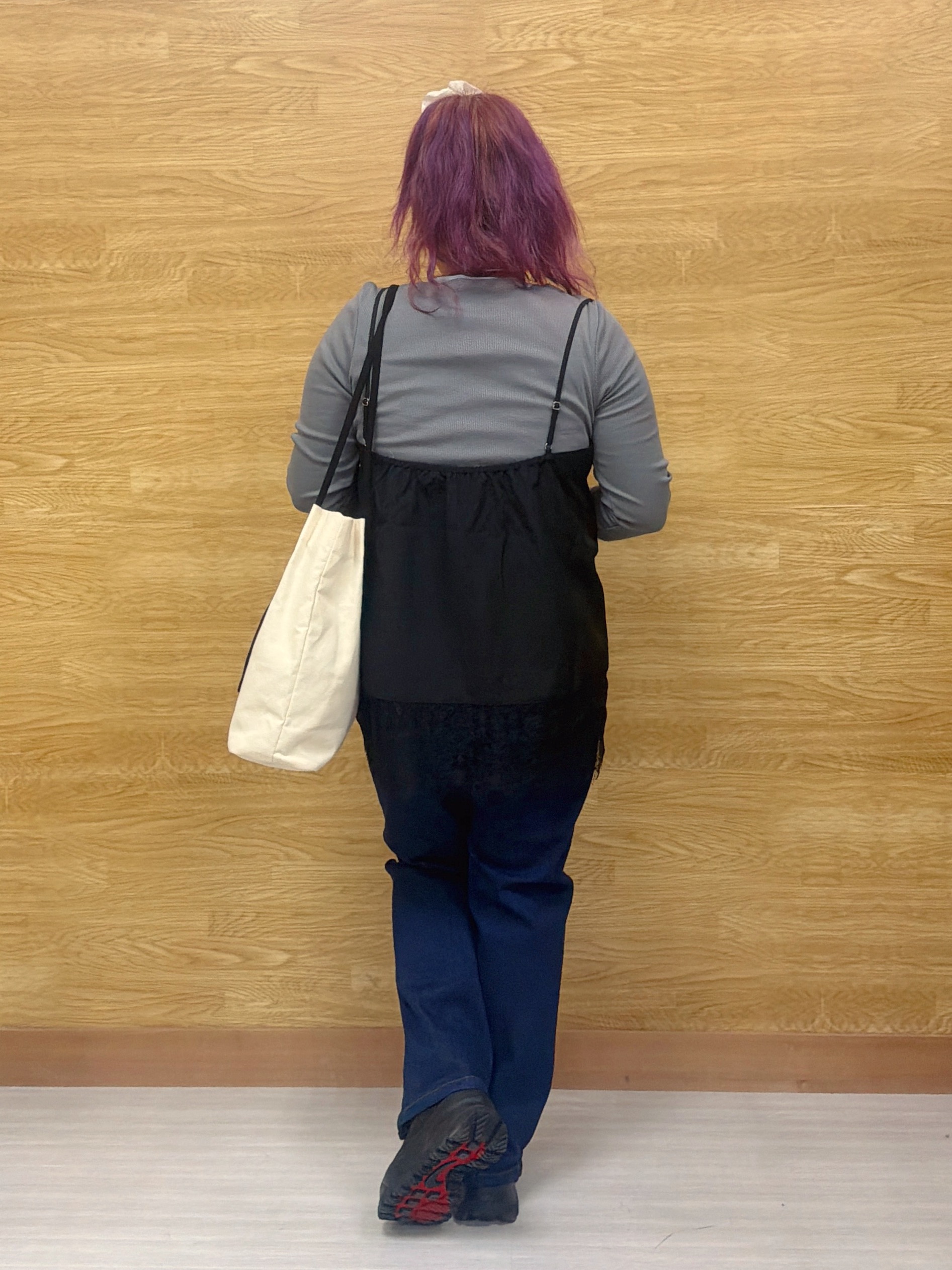 ぁむさんの「SHOO･LA･RUE｜【洗濯機可/S-LL】体型カバーしながらこなれ見え レース付きキャミソール」を使ったコーディネート