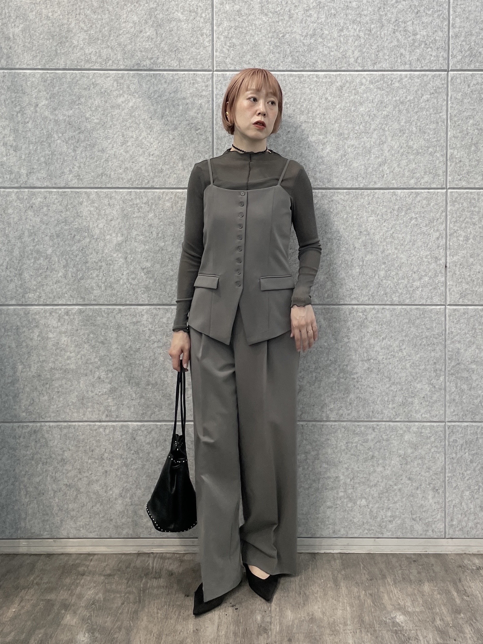 mikuさんの「INDIVI｜Comfy Set Up｜キャミジレ【セットアップ対応／通勤／カセット服】」を使ったコーディネート