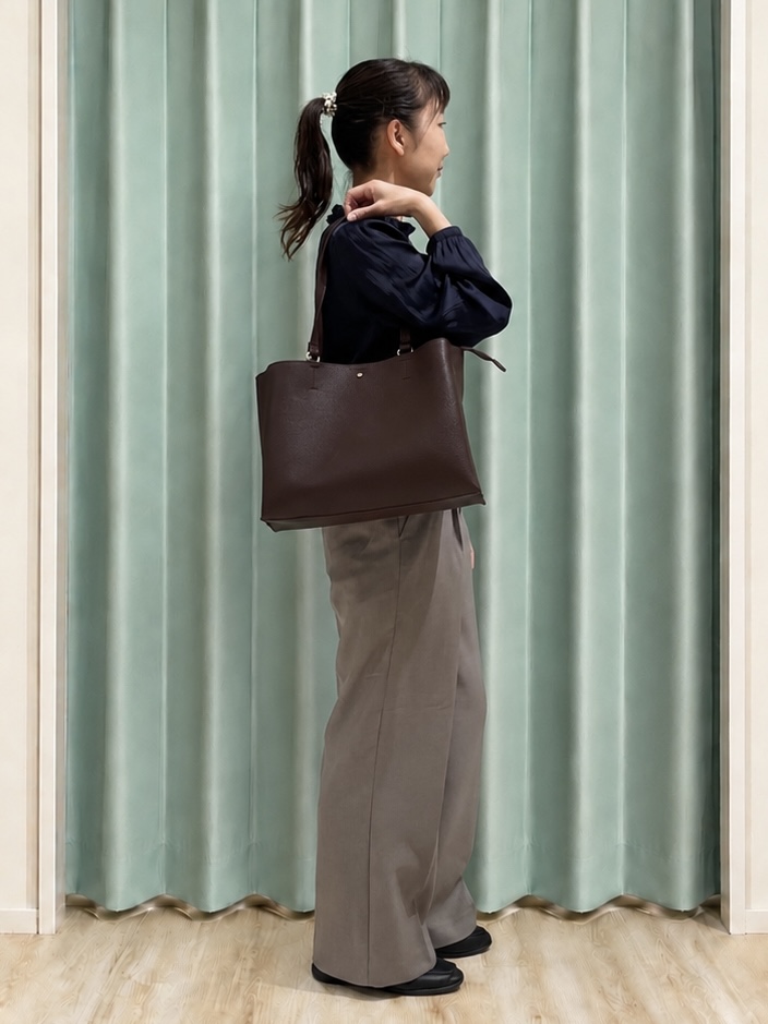 まつみさんの「SHOO･LA･RUE｜ポケット付きトッパーカーディガン」を使ったコーディネート