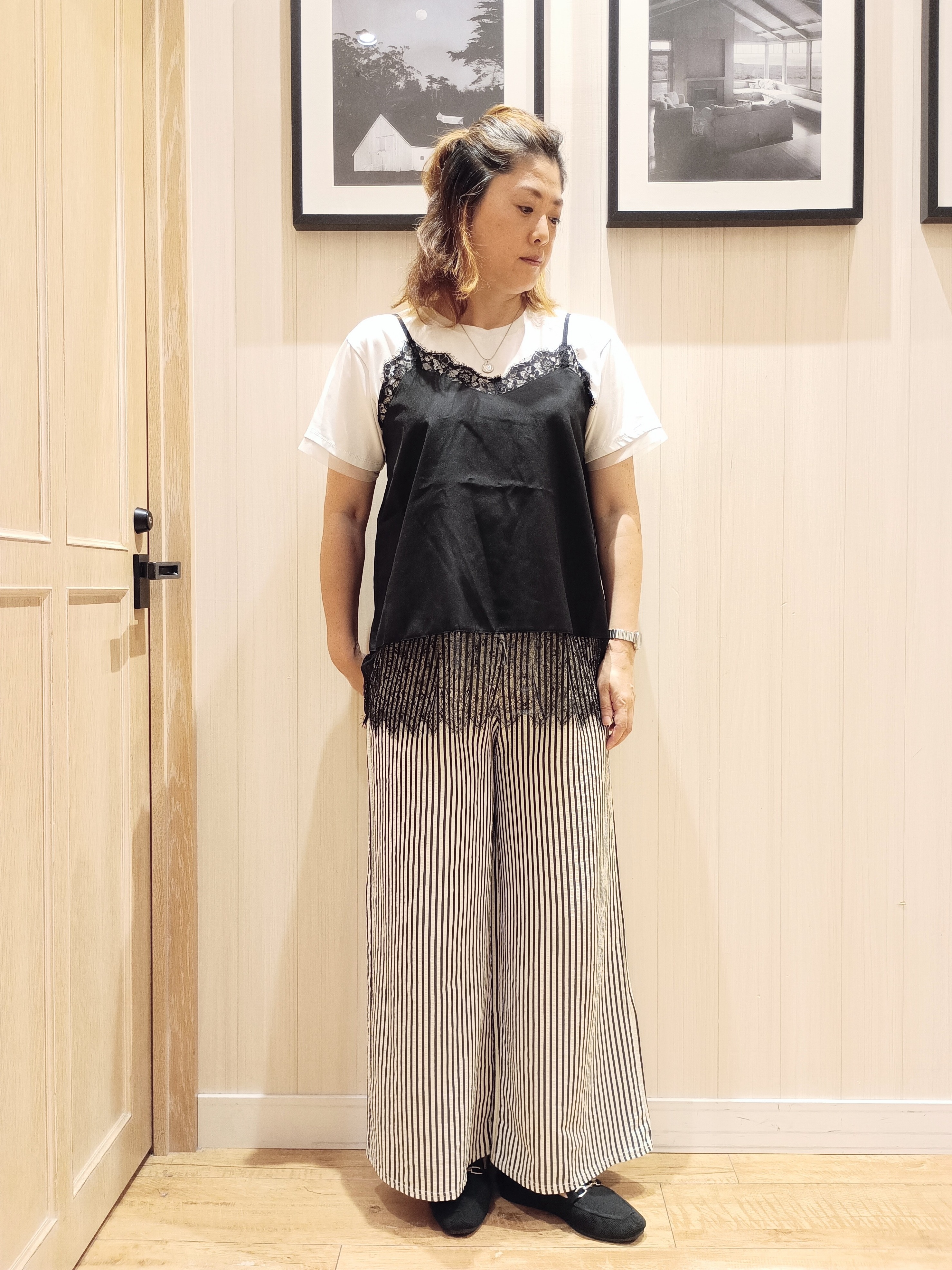 S☆mama さんの「SHOO･LA･RUE｜【洗濯機可/S-LL】体型カバーしながらこなれ見え レース付きキャミソール」を使ったコーディネート