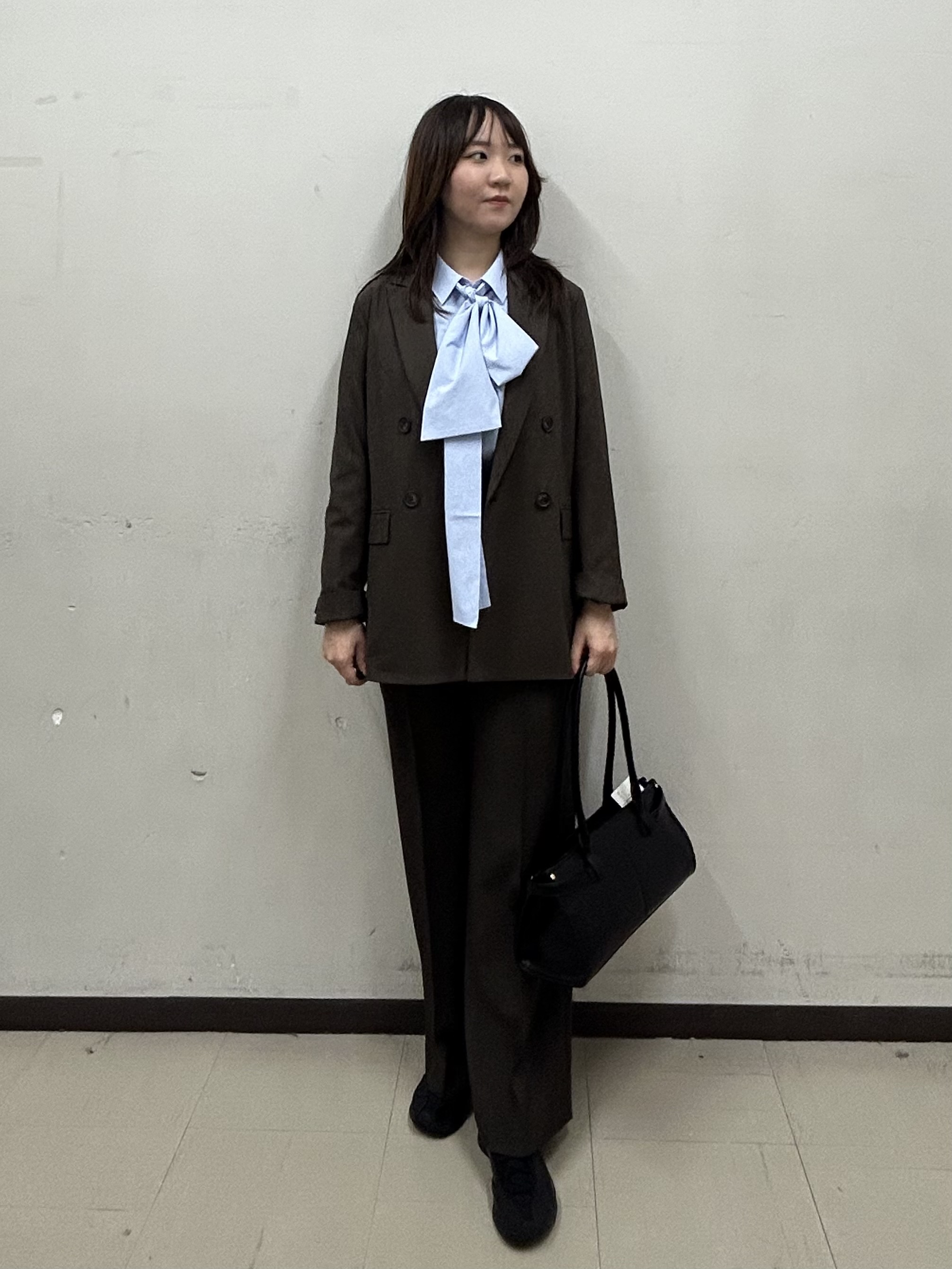 noeさんの「INDIVI｜【ストレッチ◎】取外し可ボウタイシャツ」を使ったコーディネート