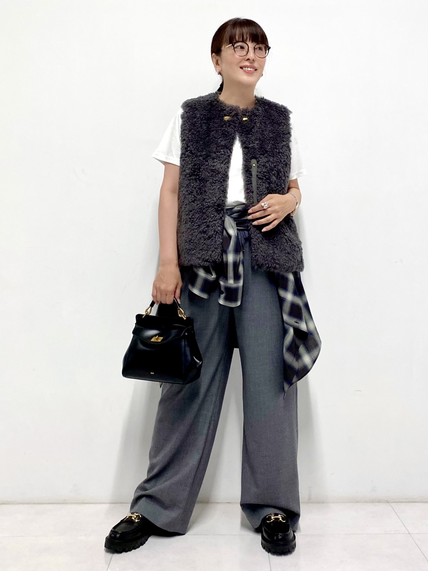 Sawaguchiさんの「DRESSTERIOR｜エコファージレ」を使ったコーディネート