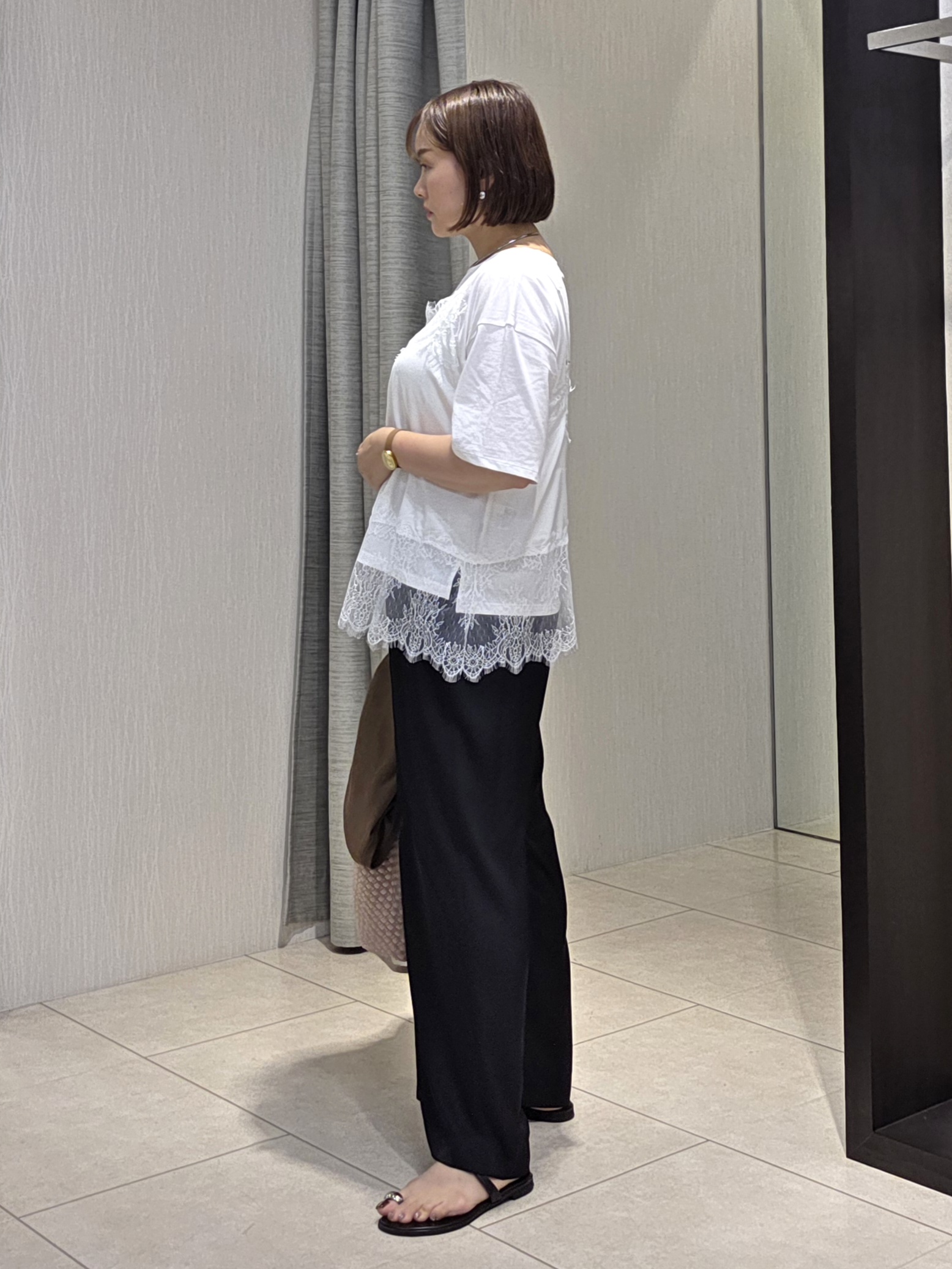 naokoさんの「UNTITLED｜【アンサンブル可/秋羽織り/シアー】前後2WAYカーディガン」を使ったコーディネート