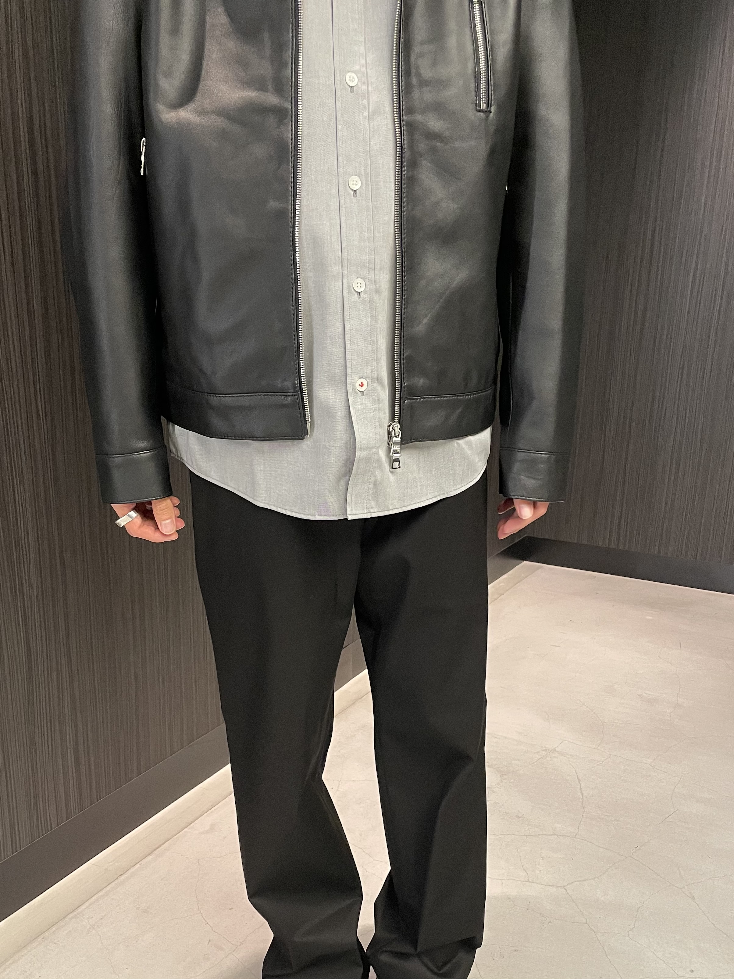 Okdさんの「TAKEO KIKUCHI｜【BOWLER HAT LABEL】シングルレザーライダースジャケット」を使ったコーディネート