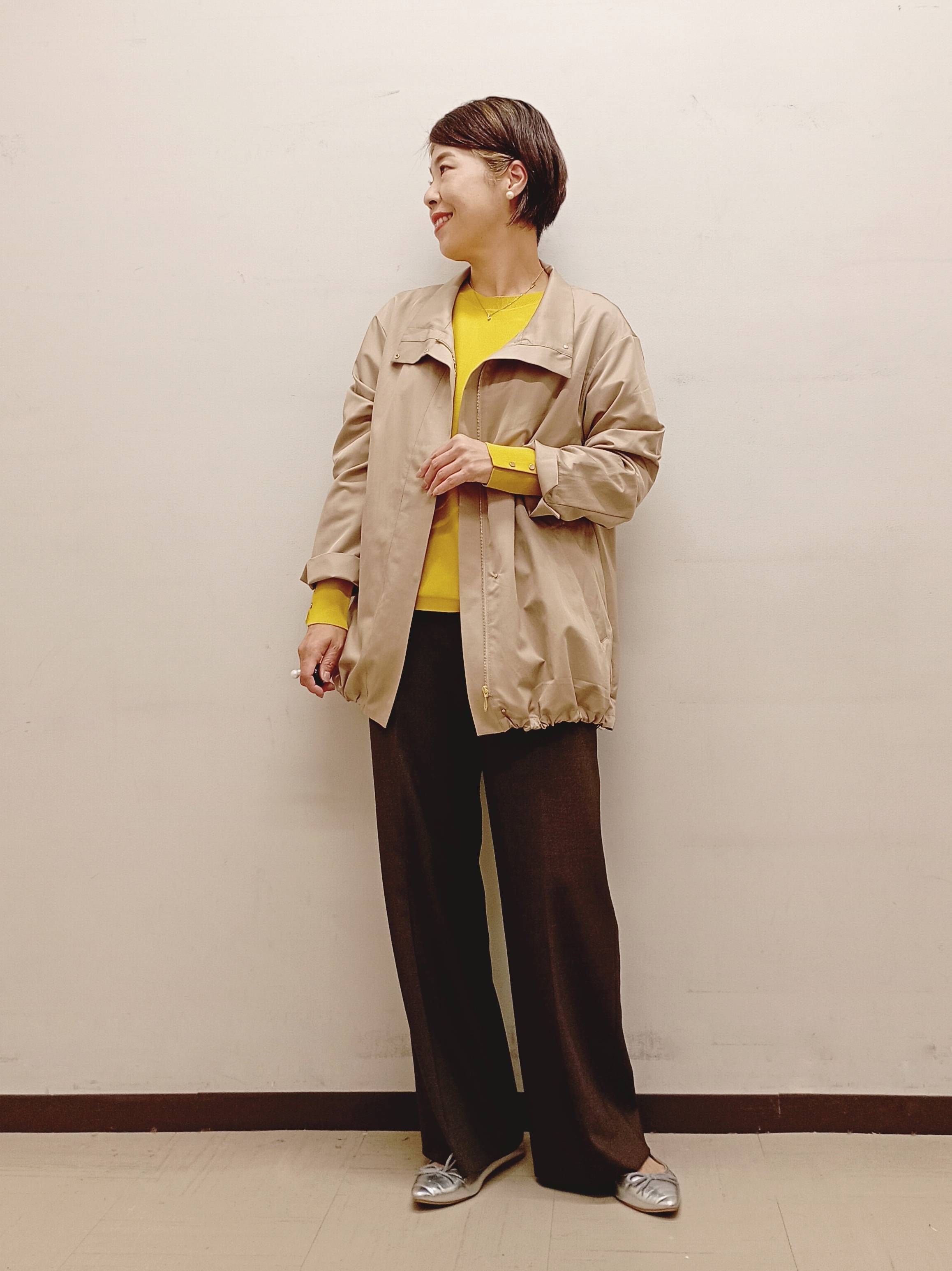 Kさんの「INDIVI｜【選べる6色／ストレッチ◎】きれいめドルマンスリーブニット」を使ったコーディネート
