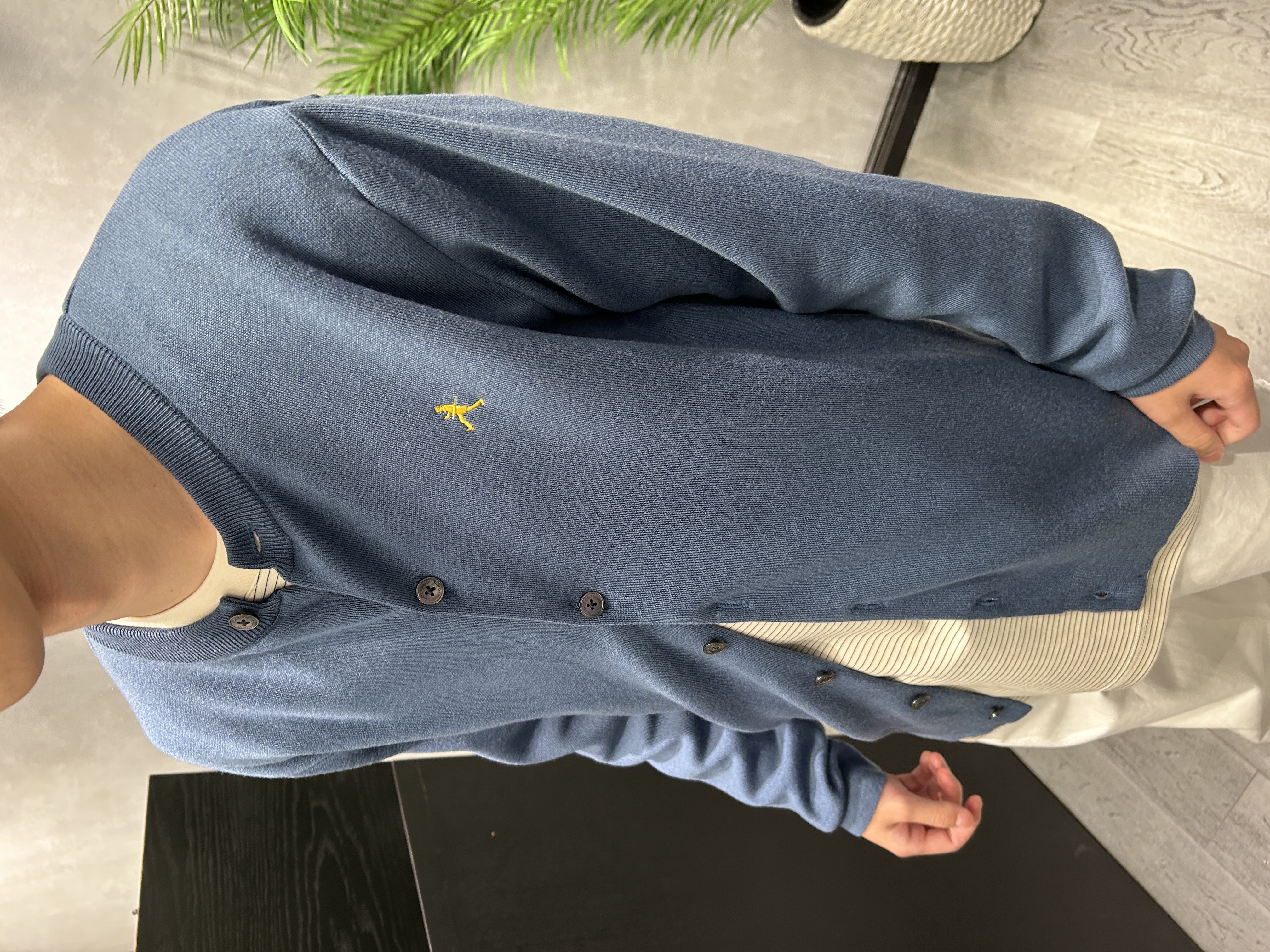 ruiさんの「TAKEO KIKUCHI｜【BOWLER HAT LABEL】日本製クルーネックカーディガン」を使ったコーディネート