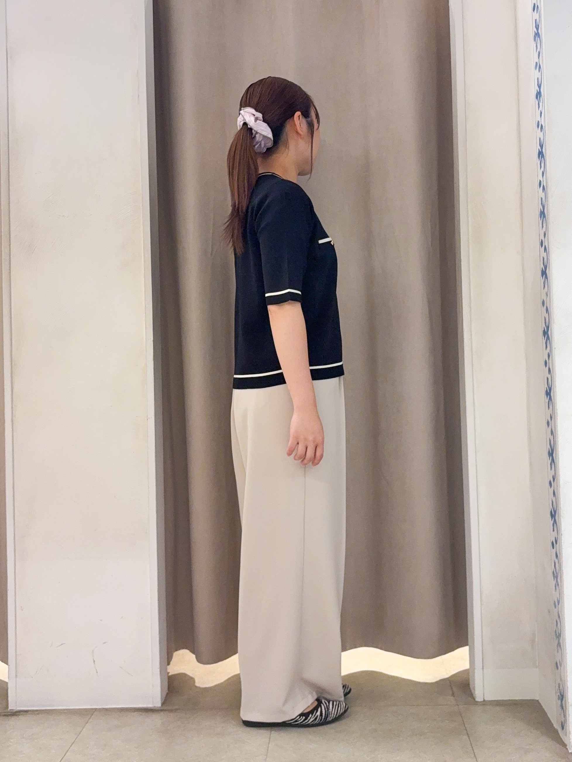 SO(R)Aさんの「SHOO･LA･RUE｜【UV/S-LL/洗濯機可】毛玉になりにくい 配色5分袖カーディガン」を使ったコーディネート
