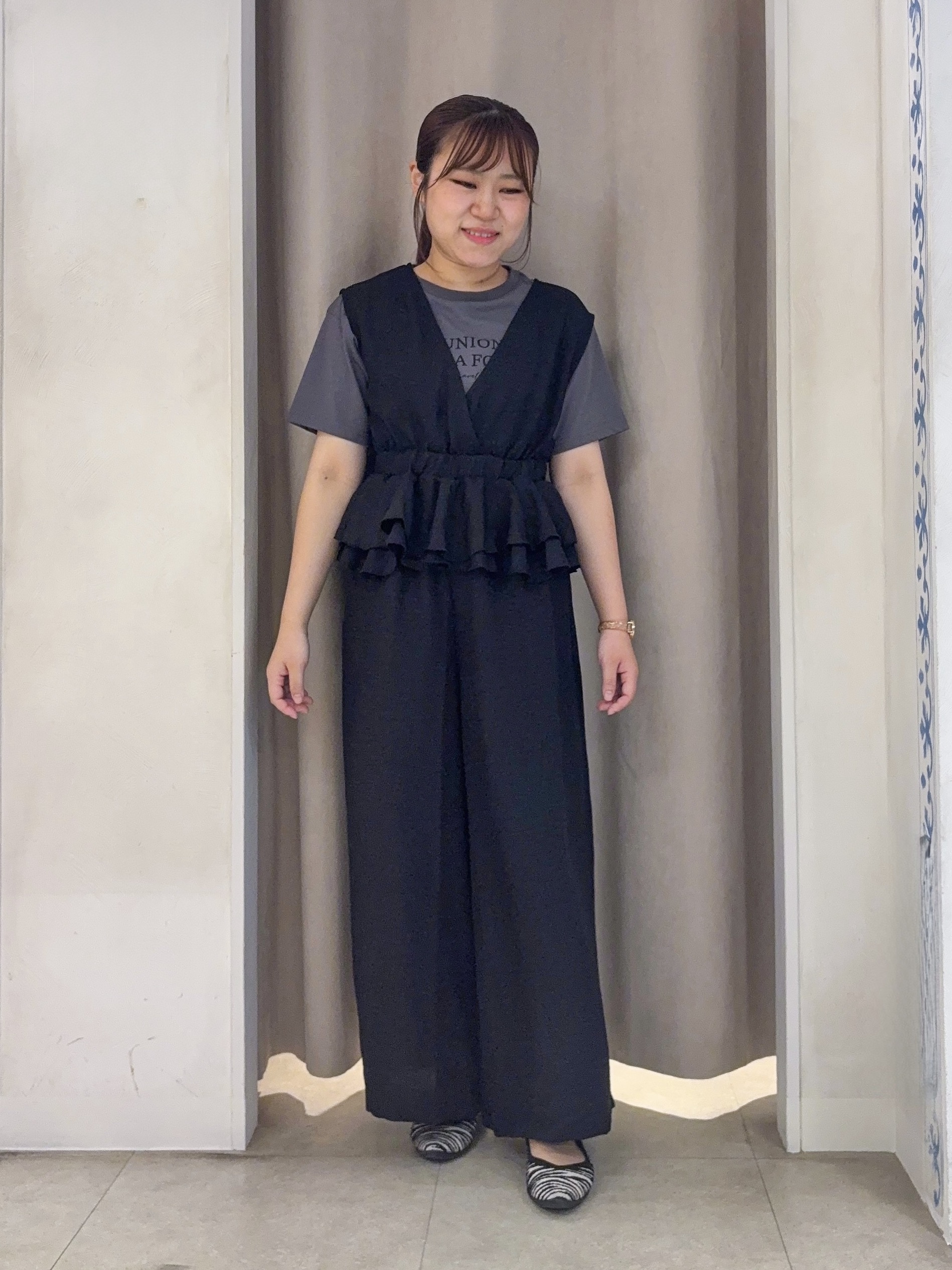 SO(R)Aさんの「SHOO･LA･RUE｜【UV/S-LL/洗濯機可】毛玉になりにくい 配色5分袖カーディガン」を使ったコーディネート