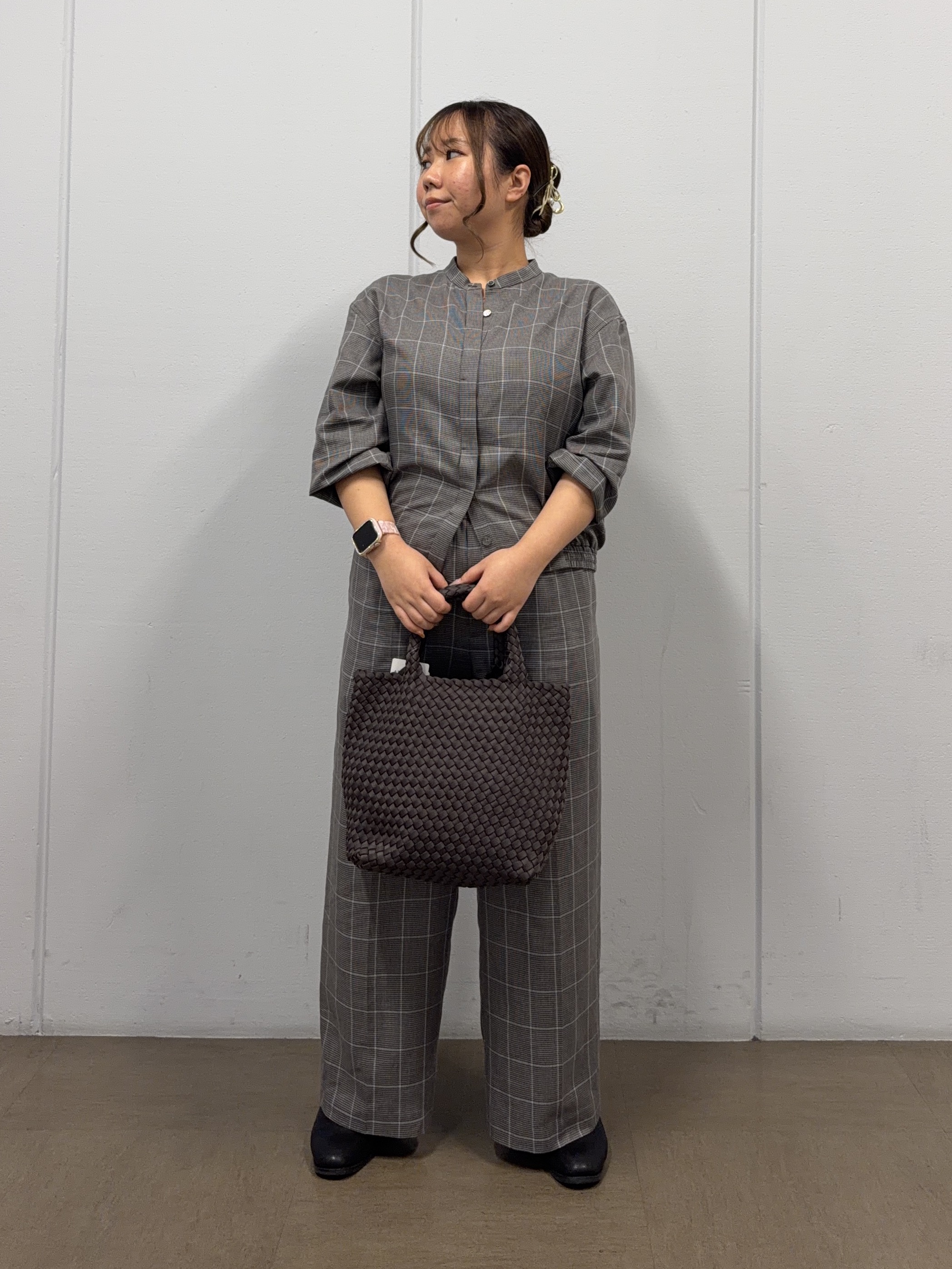 たいさんの「UNTITLED｜【セットアップ可/秋羽織り】メランジツイルシャツ」を使ったコーディネート
