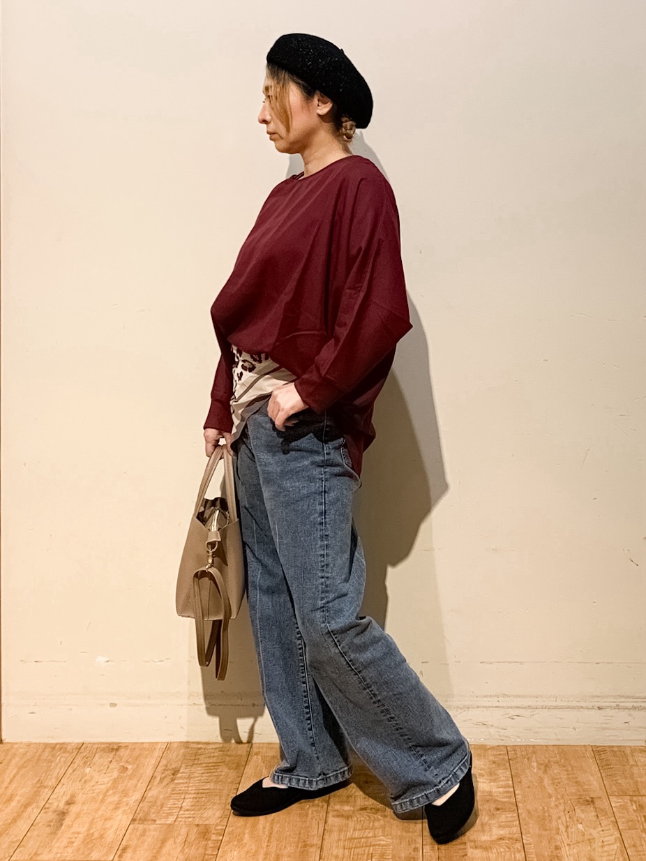 MEGさんの「SHOO･LA･RUE｜【着丈選べる/洗濯後しわになりにくい】インせず着られる ドルマンブラウス」を使ったコーディネート
