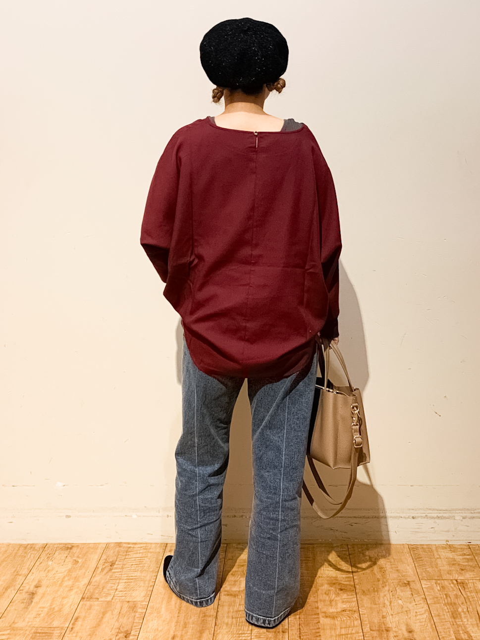 MEGさんの「SHOO･LA･RUE｜【着丈選べる/洗濯後しわになりにくい】インせず着られる ドルマンブラウス」を使ったコーディネート