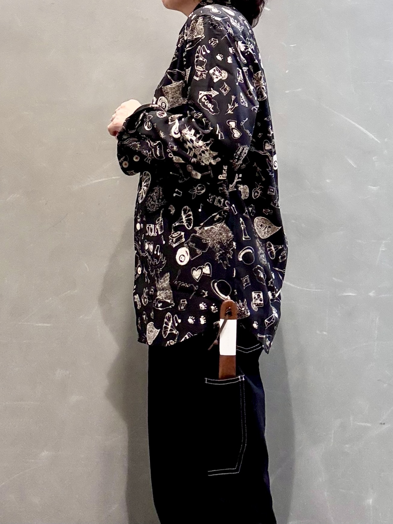 のぐみさんの「TAKEO KIKUCHI｜【BOWLER HAT LABEL】日本製PLAYプリントシャツ」を使ったコーディネート