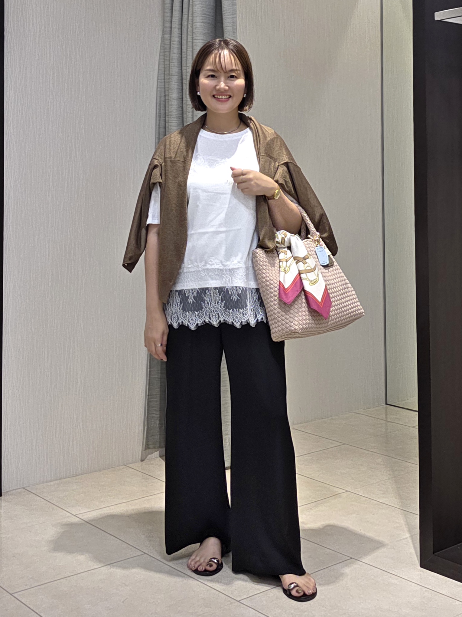 naokoさんの「UNTITLED｜【アンサンブル可/秋羽織り/シアー】前後2WAYカーディガン」を使ったコーディネート