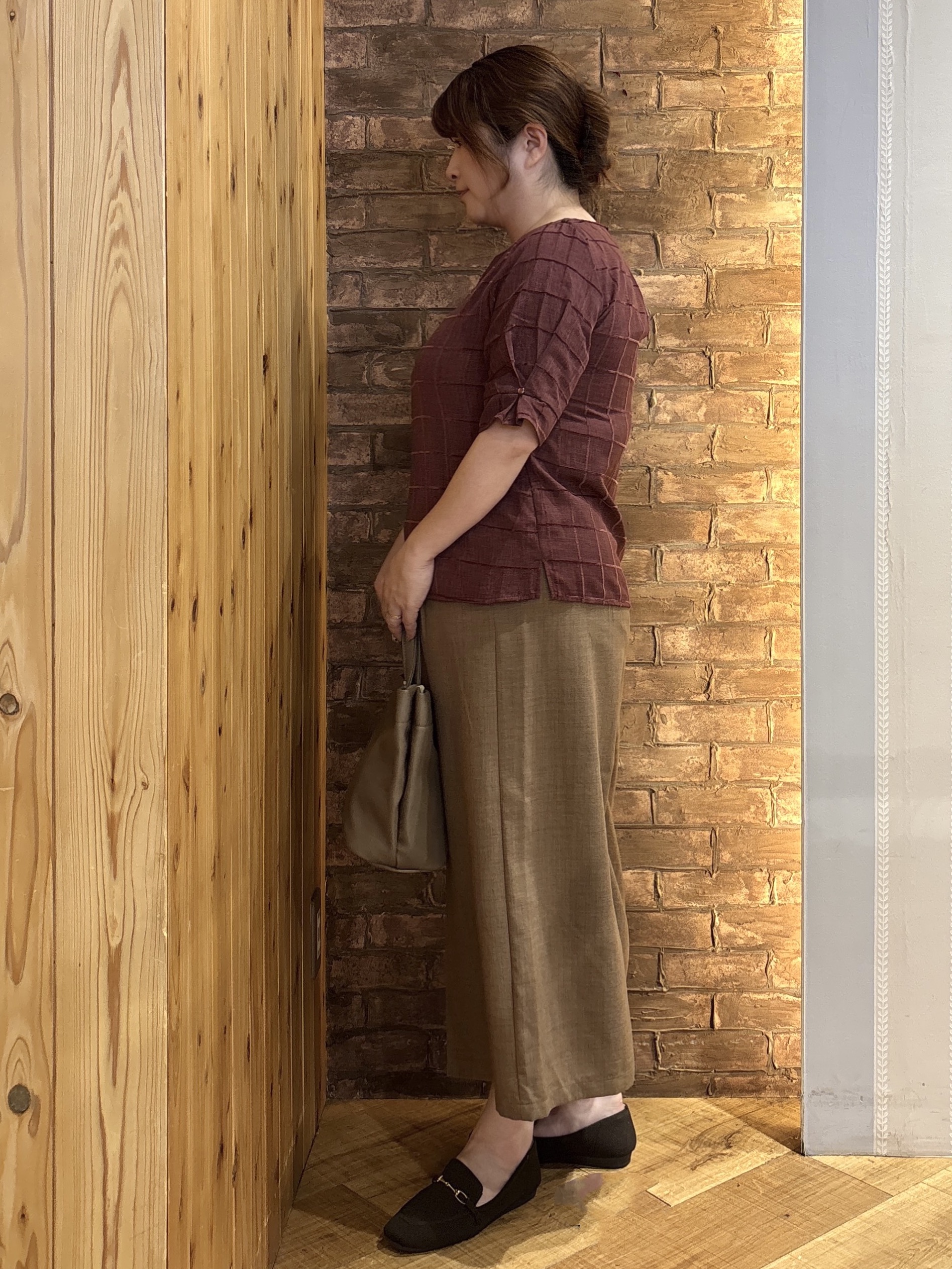 ゆかぴさんの「SHOO･LA･RUE｜【セットアップ可/S-LL】1枚で秋気分 モールチェックタックスリーブ ブラウス」を使ったコーディネート