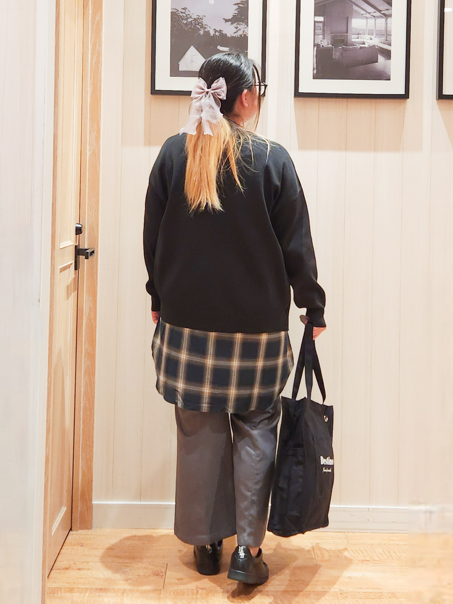 れーやんさんの「SHOO･LA･RUE｜【セットアップ可/洗濯機可】軽やかに羽織れる スポンディッシュ ニットカーディガン」を使ったコーディネート