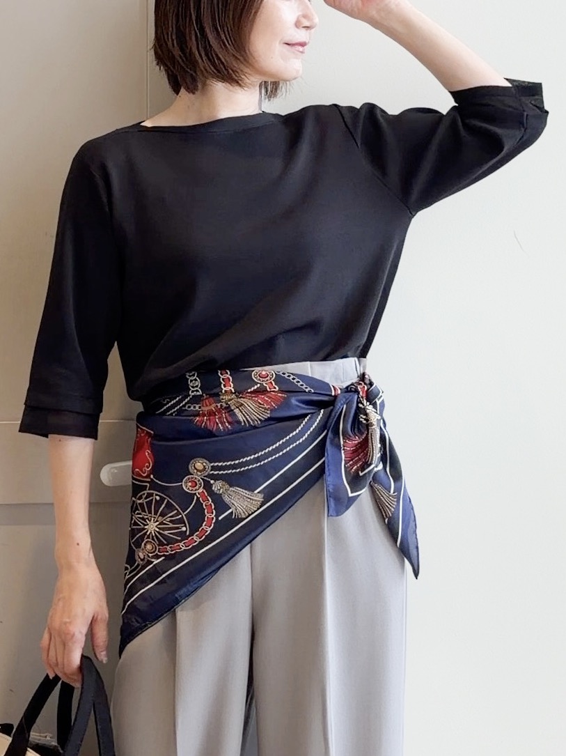 yamakoさんの「grove｜【人気シリーズに新型登場】袖口シアーやわらかドライタッチニット」を使ったコーディネート