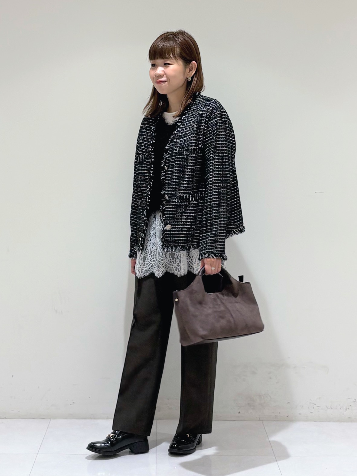 tsuyuさんの「INDIVI｜【華やか／着回し力◎】上品ツイードVネックジャケット」を使ったコーディネート