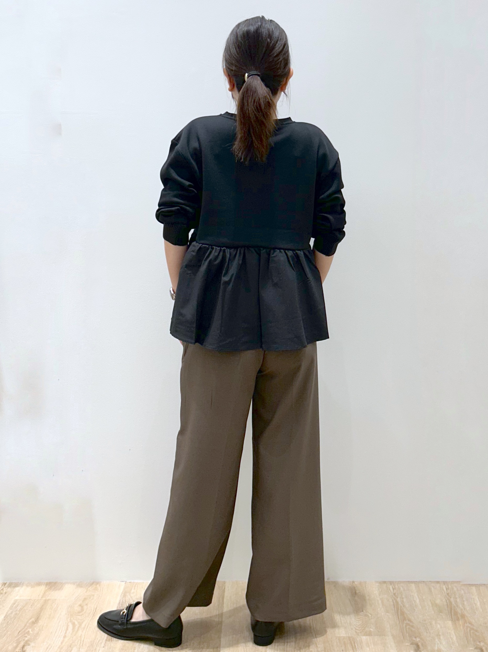 hiroさんの「OPAQUE.CLIP｜ペプラムドッキングトップス【洗濯機OK】」を使ったコーディネート
