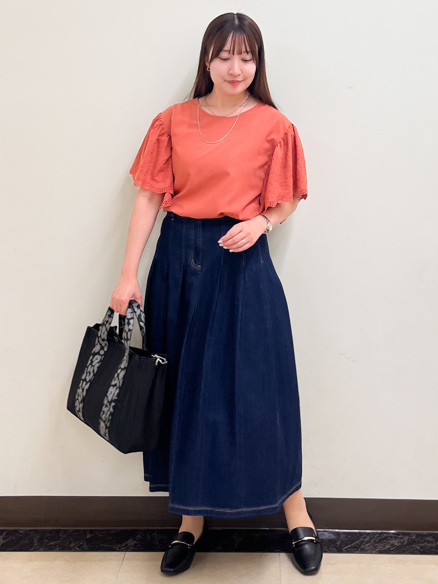 mikikoさんの「Reflect｜【通勤◎】スカラップレーススリーブ ブラウス」を使ったコーディネート