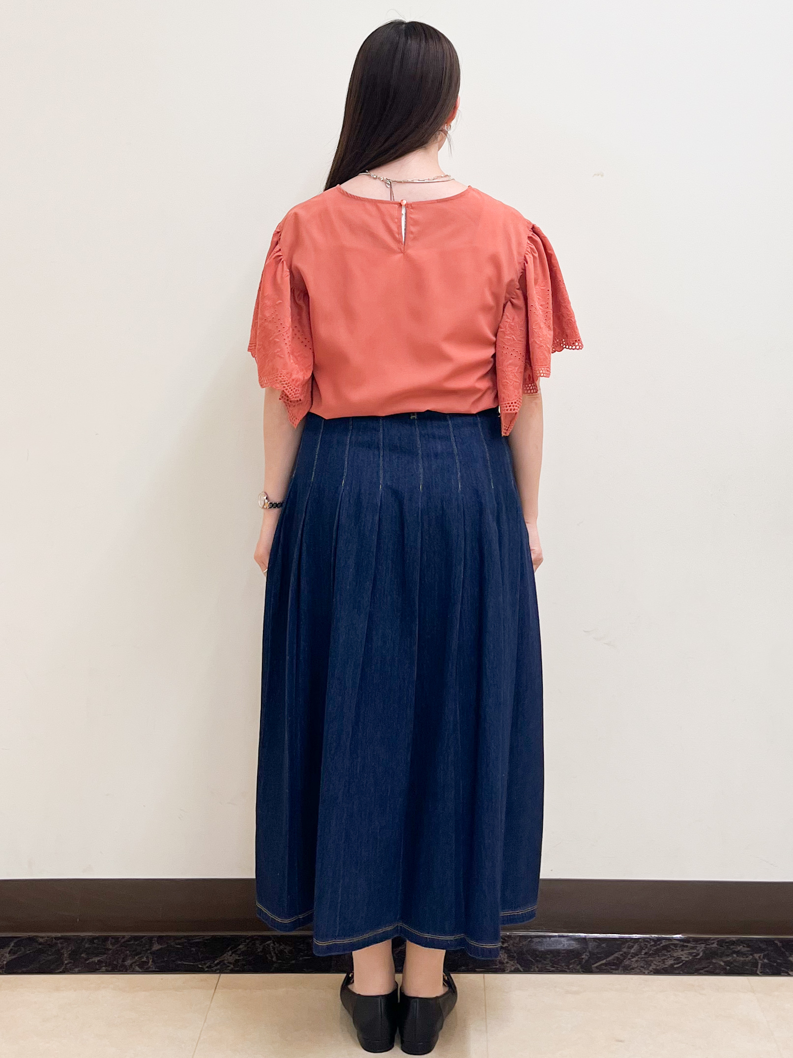 mikikoさんの「Reflect｜【通勤◎】スカラップレーススリーブ ブラウス」を使ったコーディネート