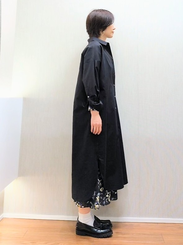 ミズタさんの「UNTITLED｜ロングシャツワンピース」を使ったコーディネート