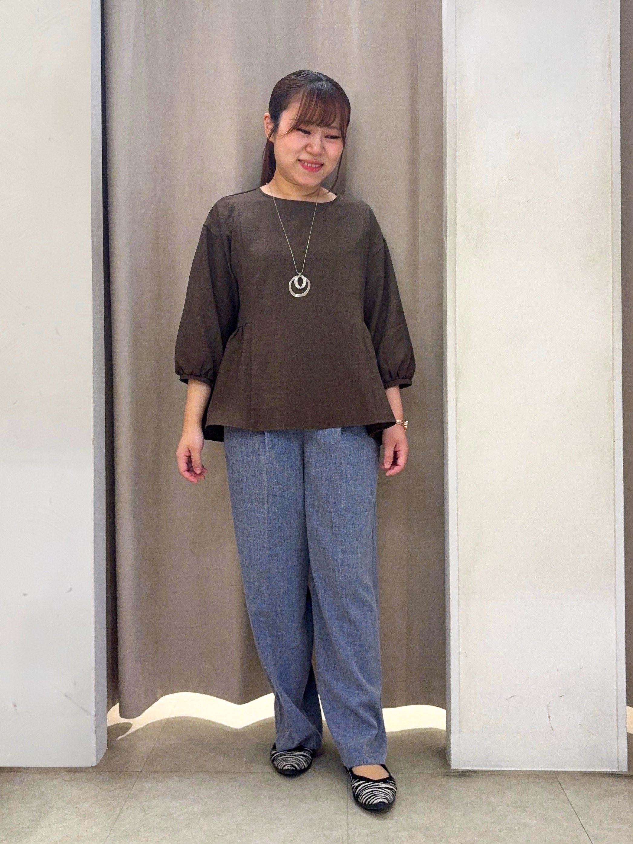 SO(R)Aさんの「SHOO･LA･RUE｜【UV/S-LL/洗濯機可】毛玉になりにくい 配色5分袖カーディガン」を使ったコーディネート
