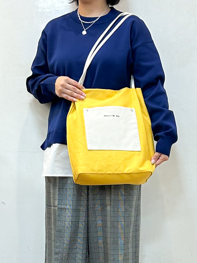haruさんの「SHOO･LA･RUE｜【S-LL】着るだけできまる シャツレイヤード風 スポンディッシュニット」を使ったコーディネート