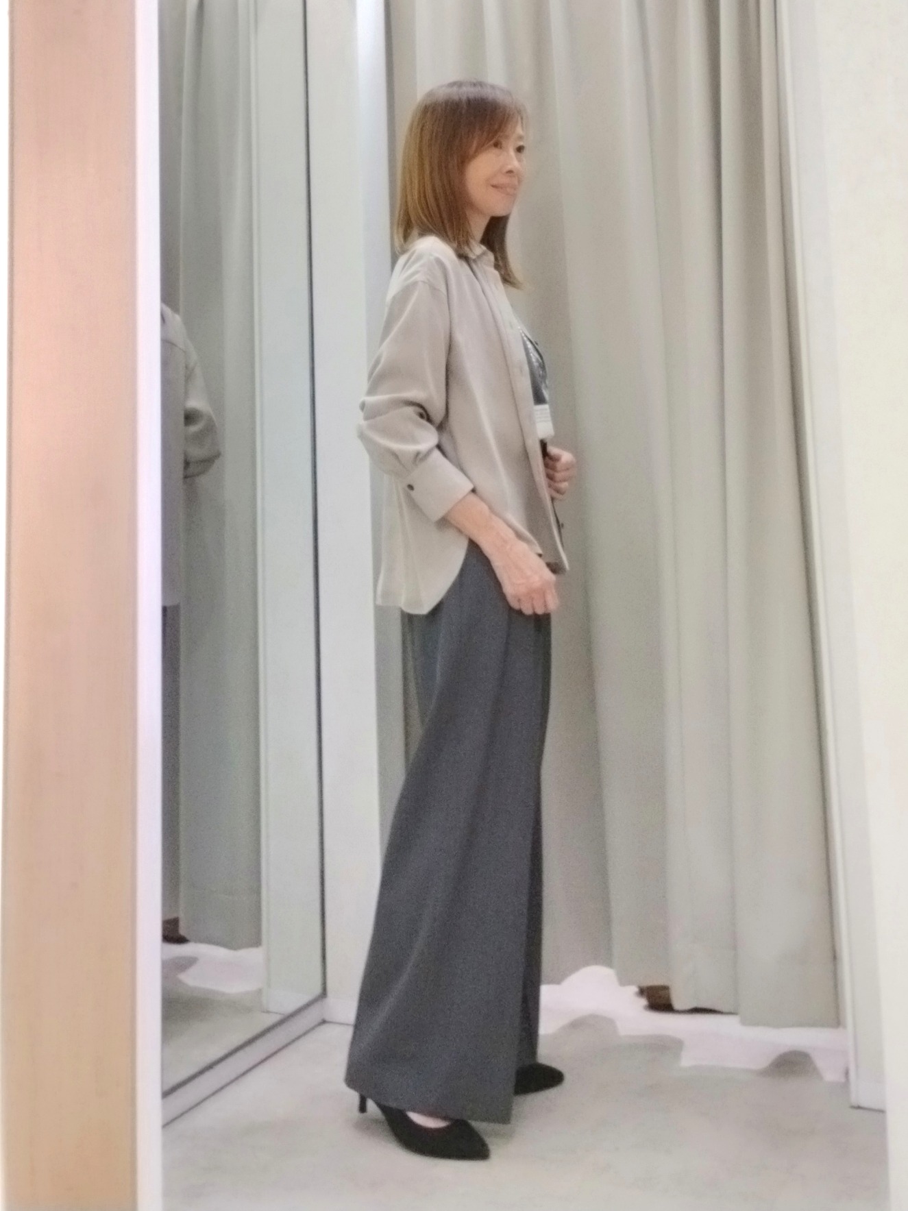 もりさんの「UNTITLED｜【セットアップ可/秋羽織り】スエードライクシャツ」を使ったコーディネート