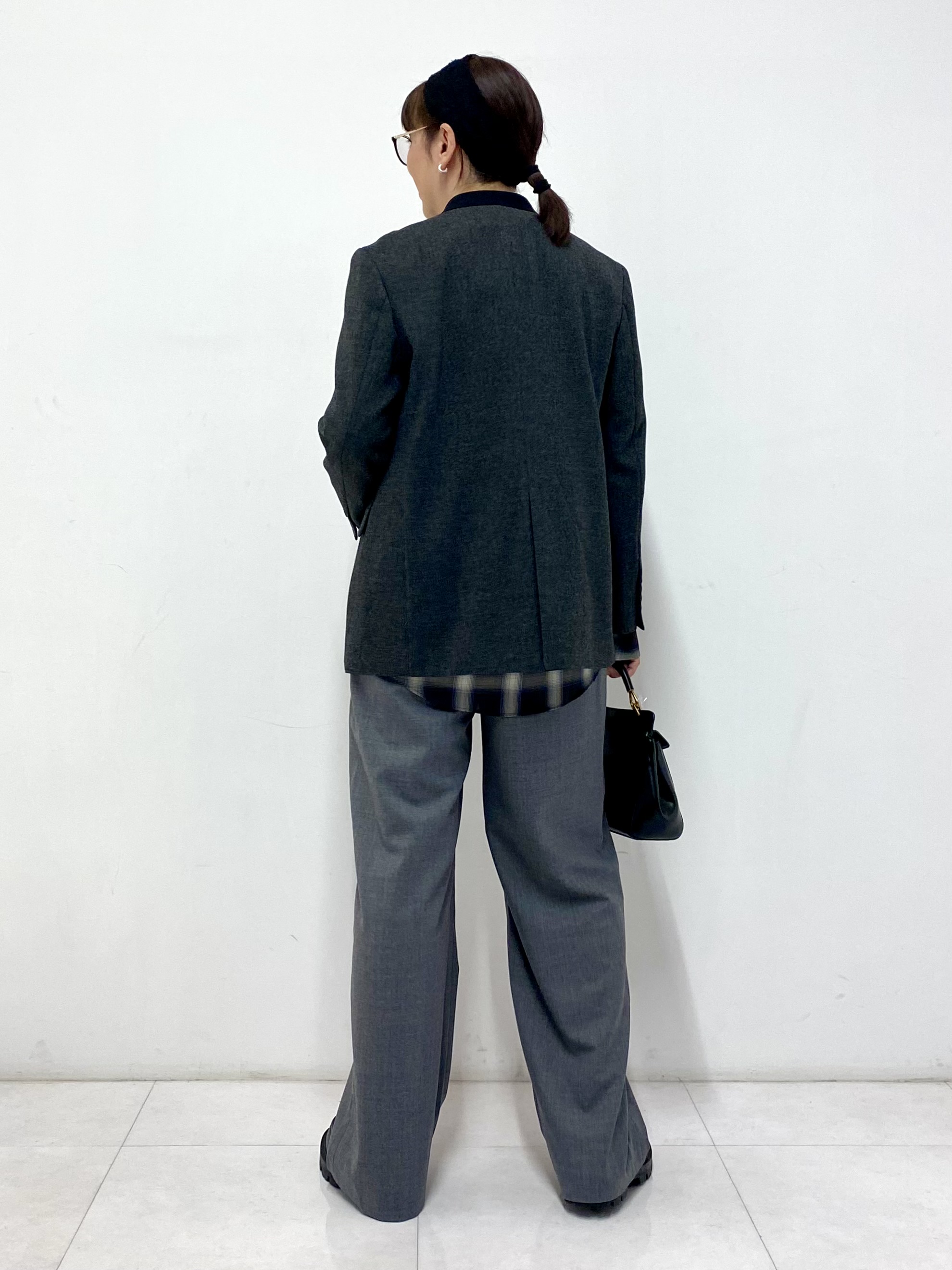 Sawaguchiさんの「DRESSTERIOR｜ハンティング ノーカラージャケット」を使ったコーディネート