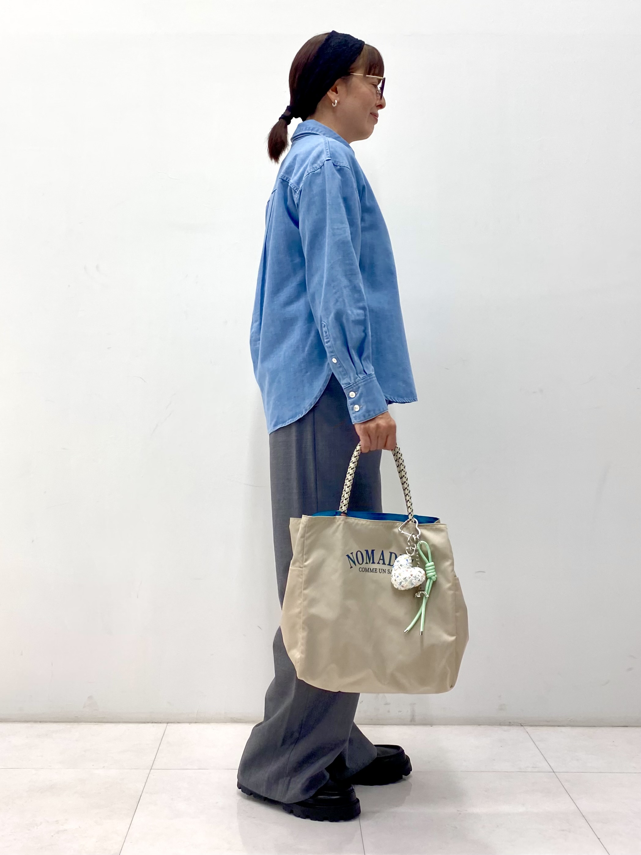 Sawaguchiさんの「DRESSTERIOR｜【取り外し可能】2WAY ボウタイデニムシャツ」を使ったコーディネート