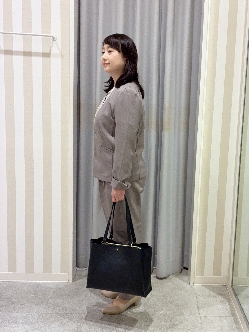 vanseさんの「SHOO･LA･RUE｜【セットアップ可/通勤/洗濯機可/SS-LL】女性らしく決まる カラーレスジャケット」を使ったコーディネート