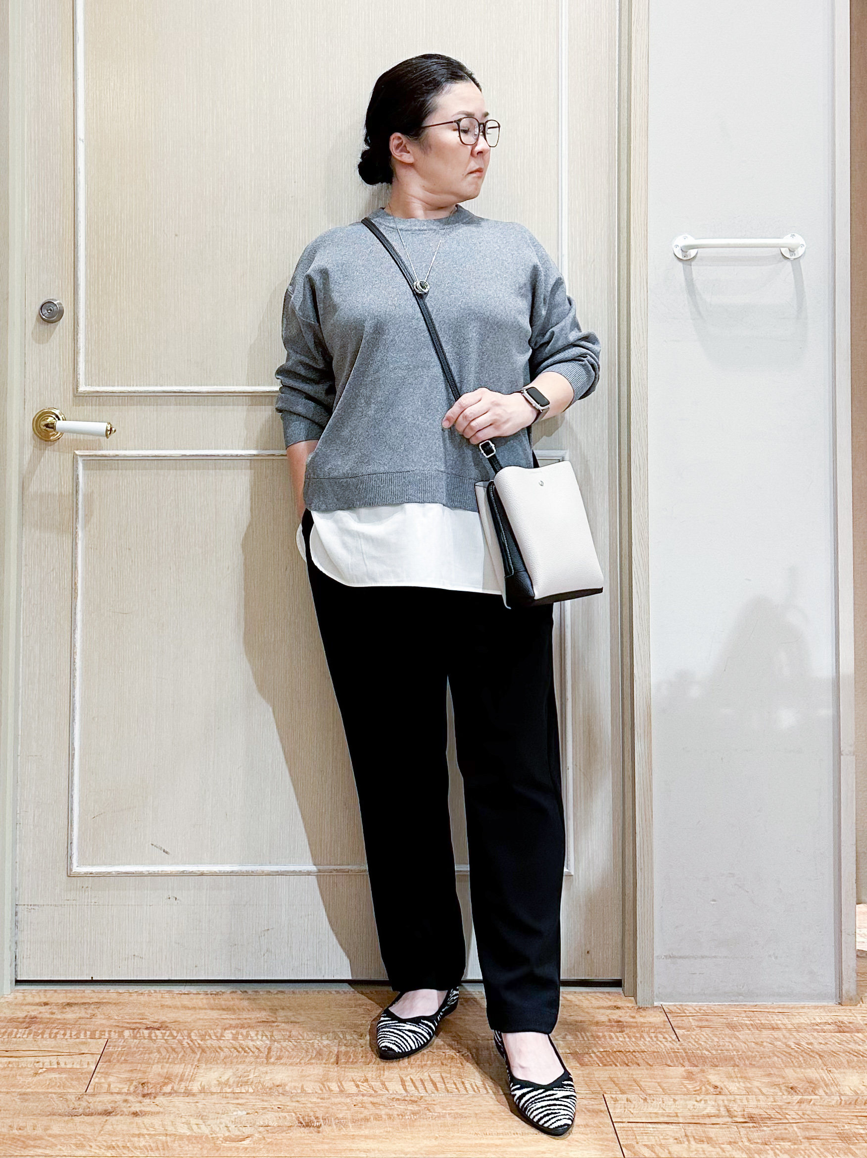 umeさんの「SHOO･LA･RUE｜【S-LL】着るだけできまる シャツレイヤード風 スポンディッシュニット」を使ったコーディネート