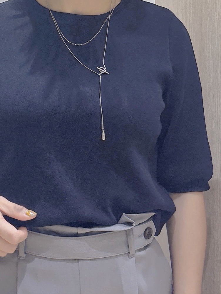 MIYUさんの「grove｜【シリーズ累計36万枚/UVカット・ひんやり・洗濯機OK】やわらかドライタッチ 五分袖クルーネックニ」を使ったコーディネート