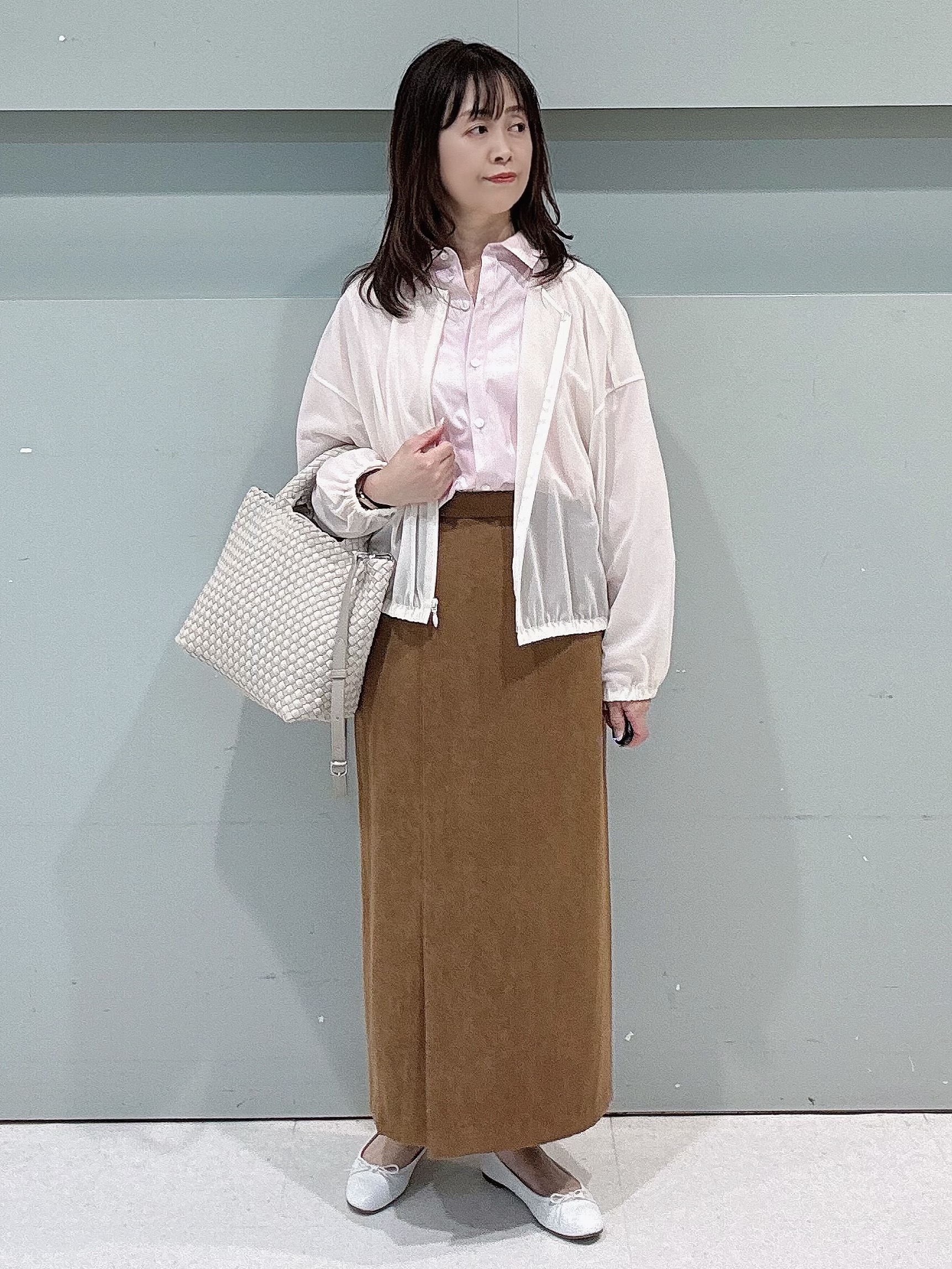 makiさんの「UNTITLED｜【秋羽織り/ジップ】トリコットシアーブラウス」を使ったコーディネート