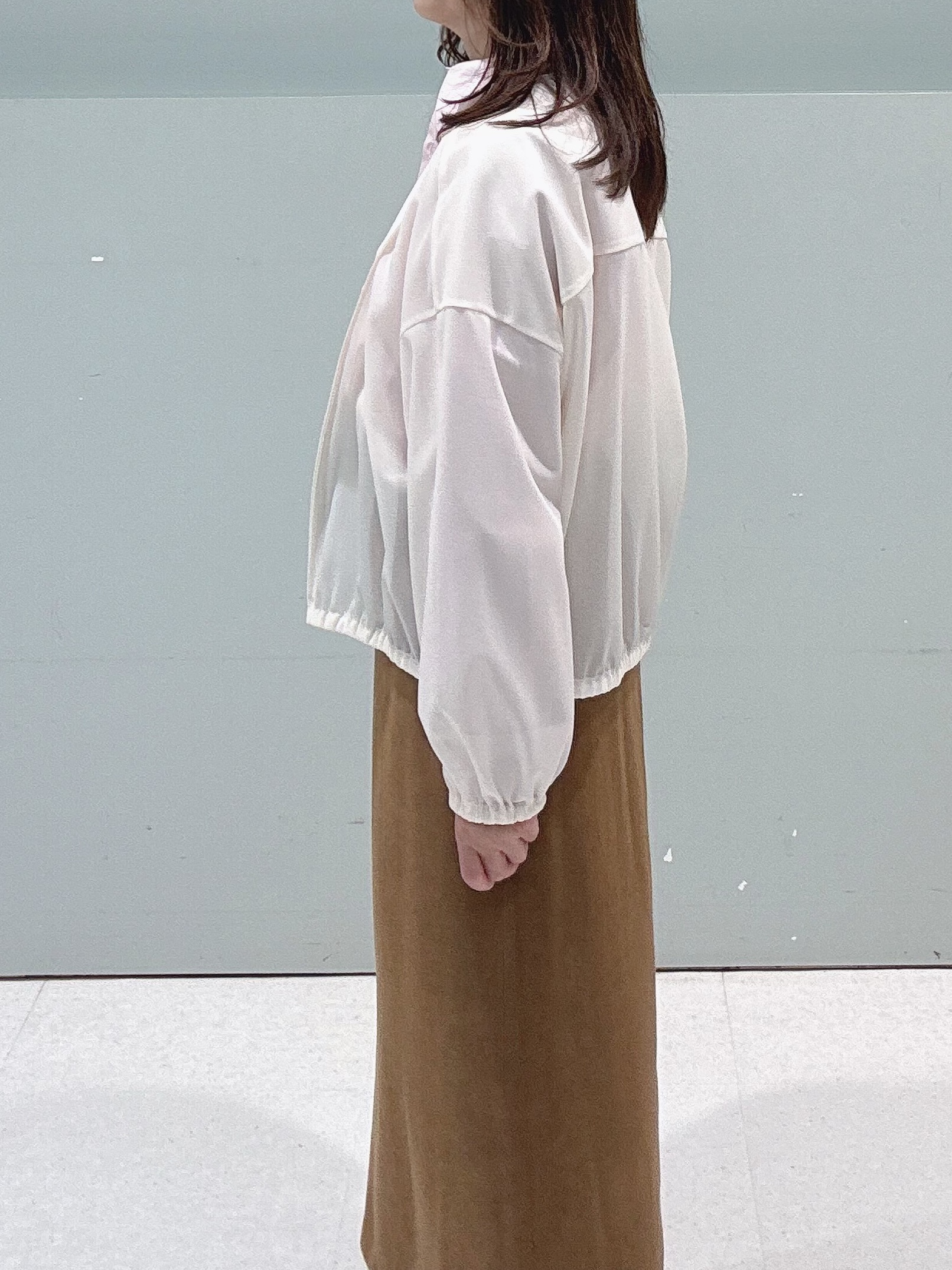 makiさんの「UNTITLED｜【秋羽織り/ジップ】トリコットシアーブラウス」を使ったコーディネート