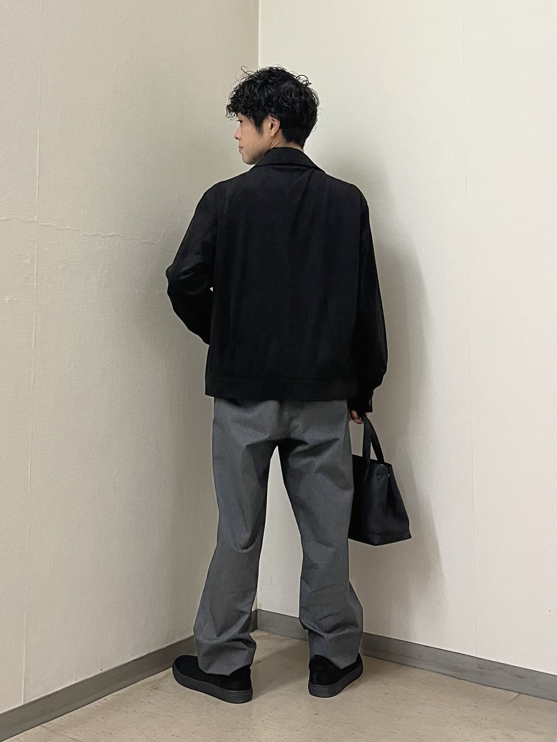 URAさんの「TAKEO KIKUCHI｜デニム＆スウェード調 ジップブルゾン」を使ったコーディネート