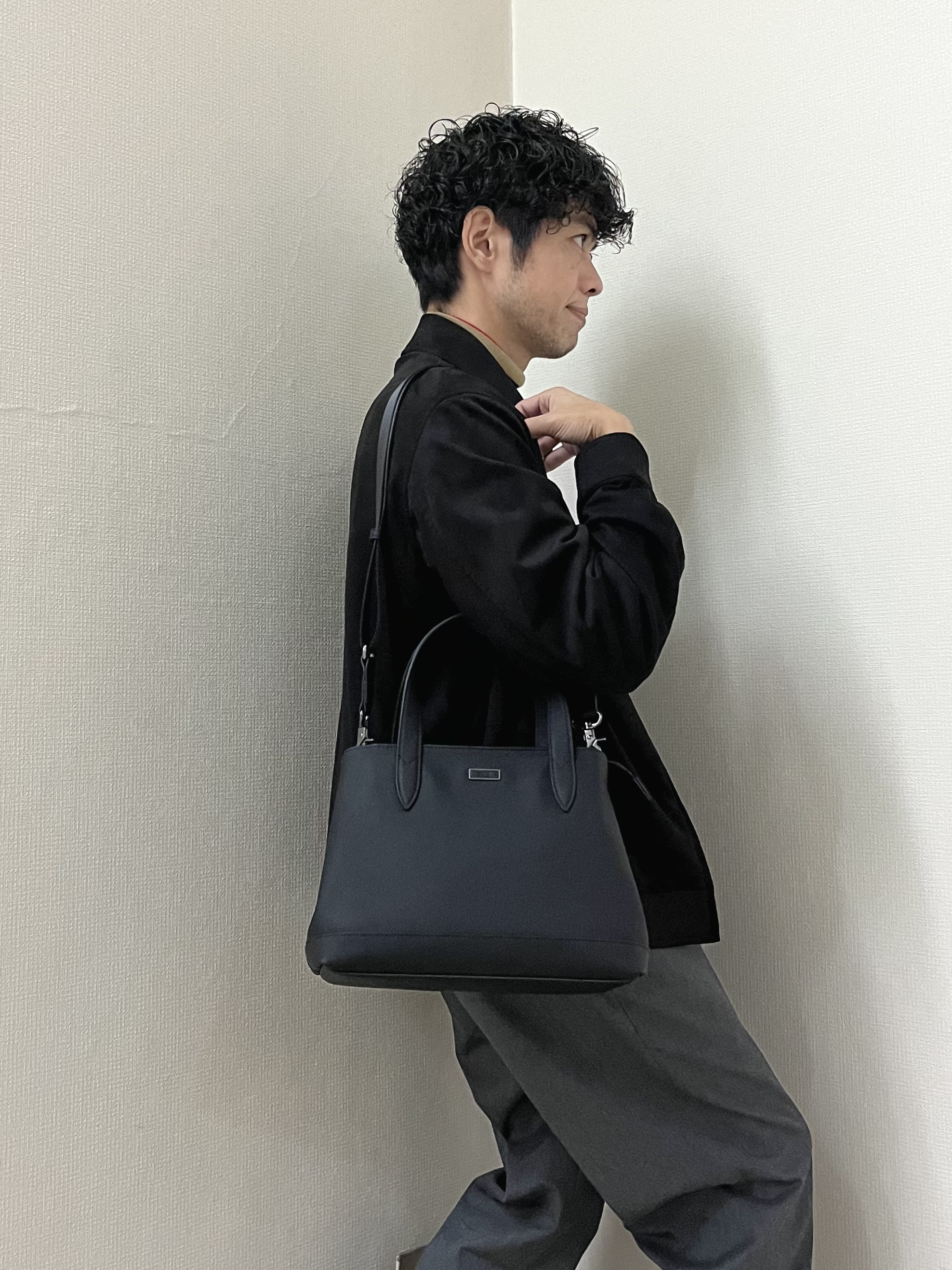 URAさんの「TAKEO KIKUCHI｜デニム＆スウェード調 ジップブルゾン」を使ったコーディネート